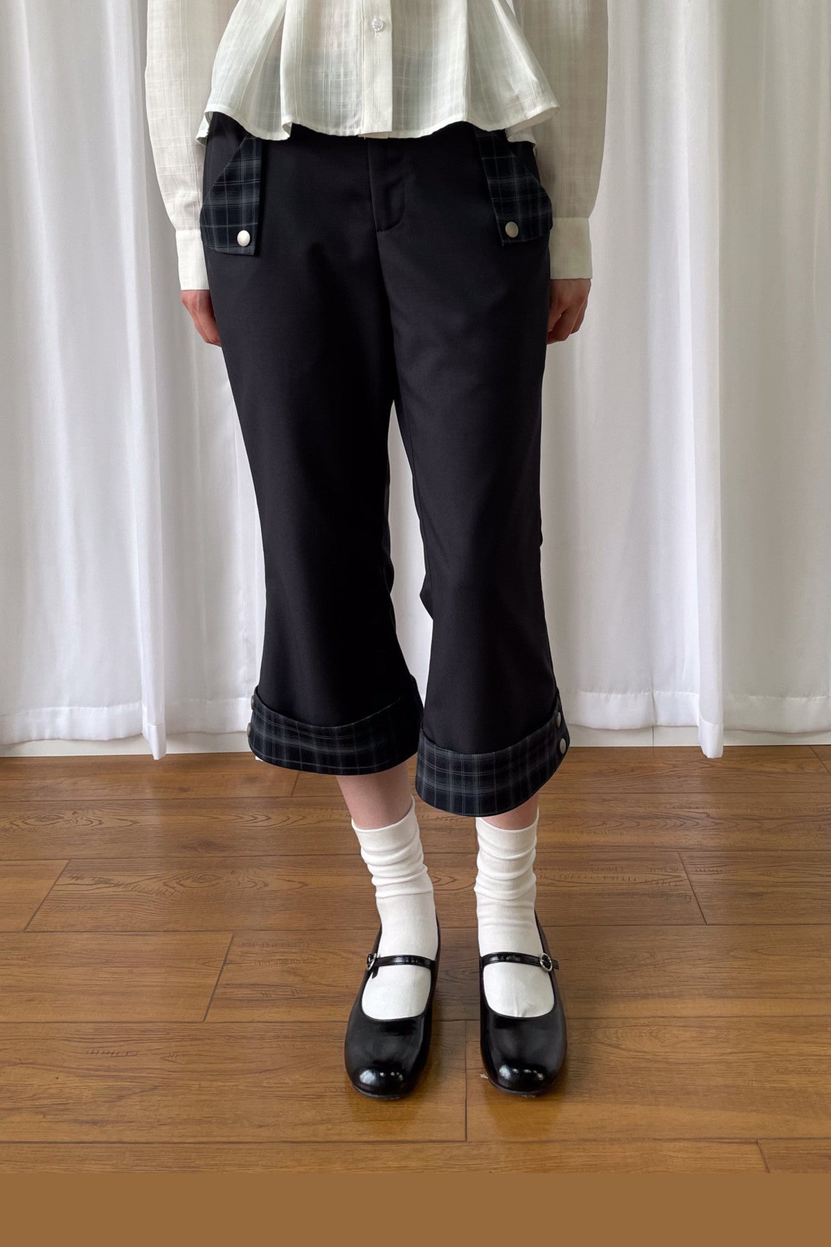 Low-Waisted Plaid Straight-Leg Buttoned Rolled Hem Pants