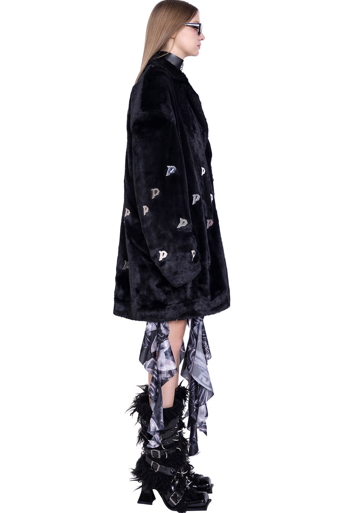 Letter Quilted Shoulder Pads Genderless Black Fur Jacket