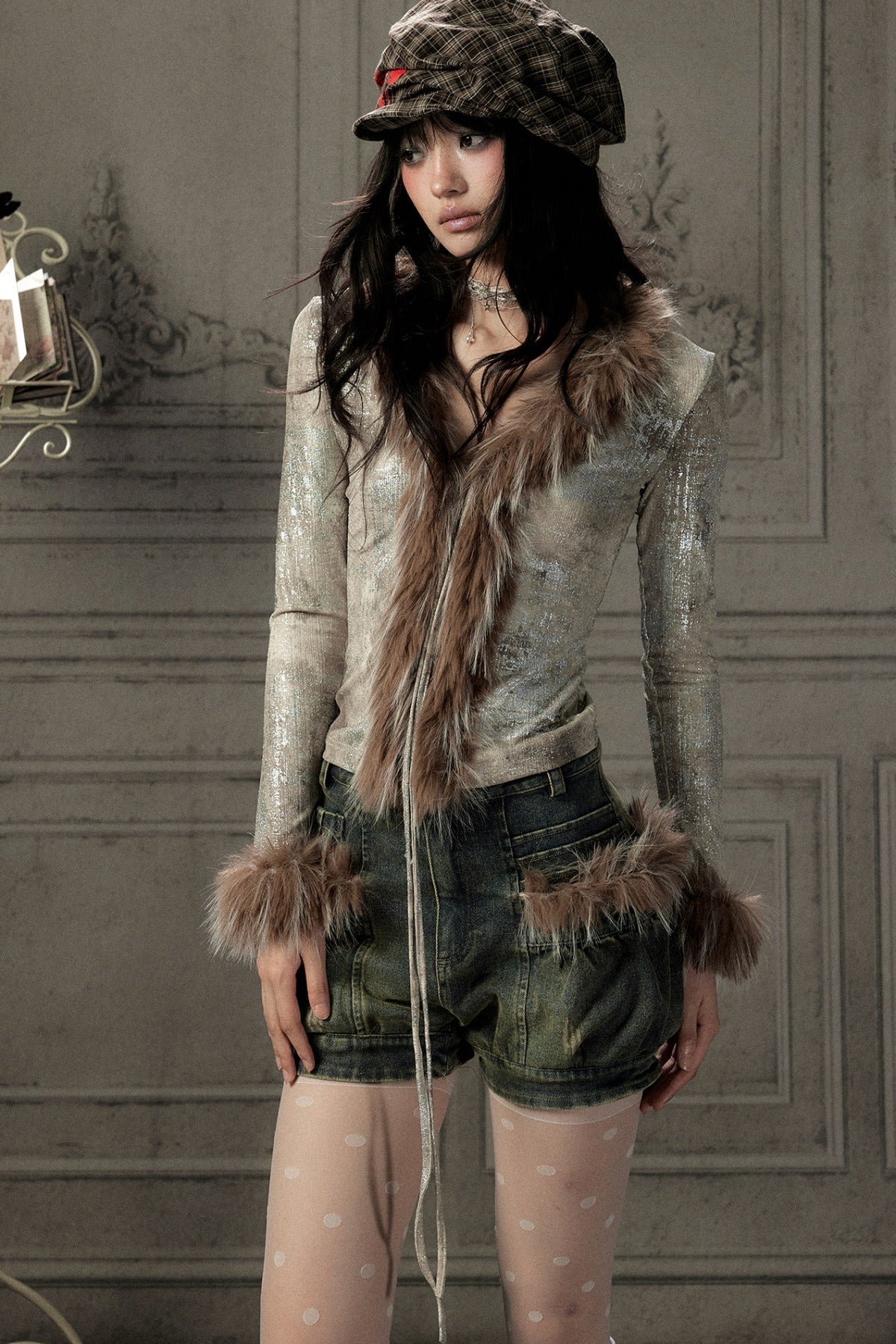 Fur Collar V-Neck Long-Sleeve T-Shirt