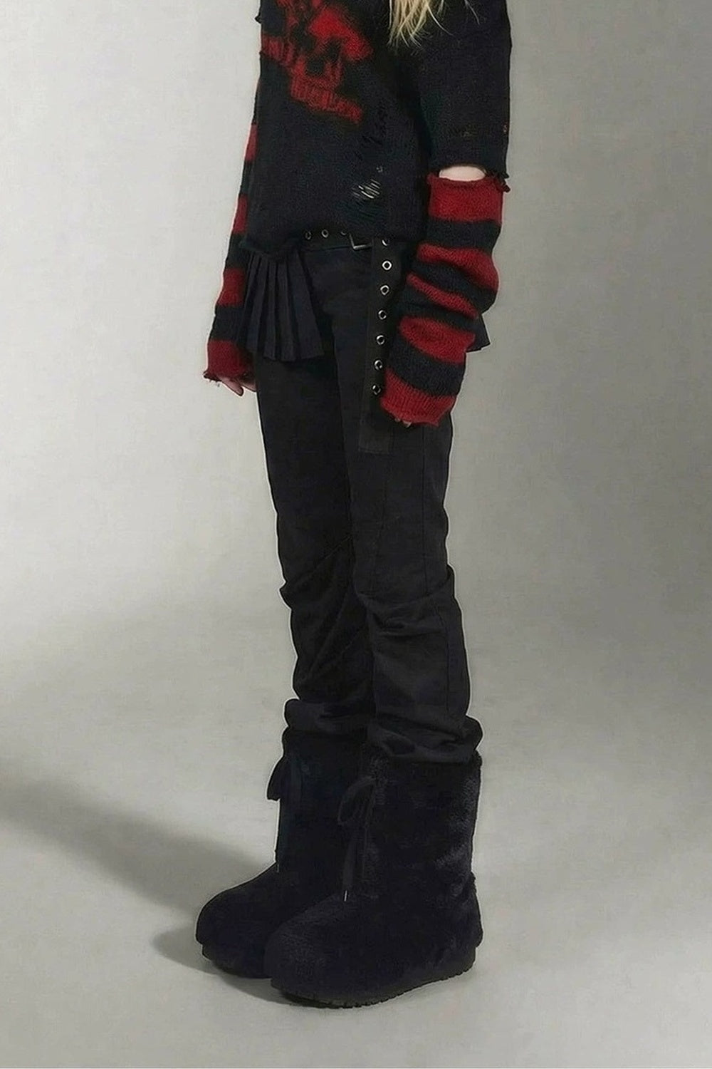 Wing Print Pleated Scimitar Jeans