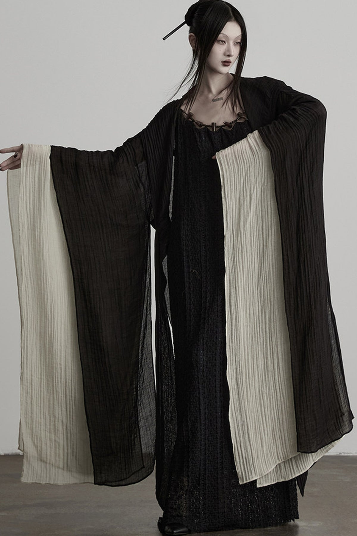 Oversized Detachable Wide Sleeve Hooded Jacket