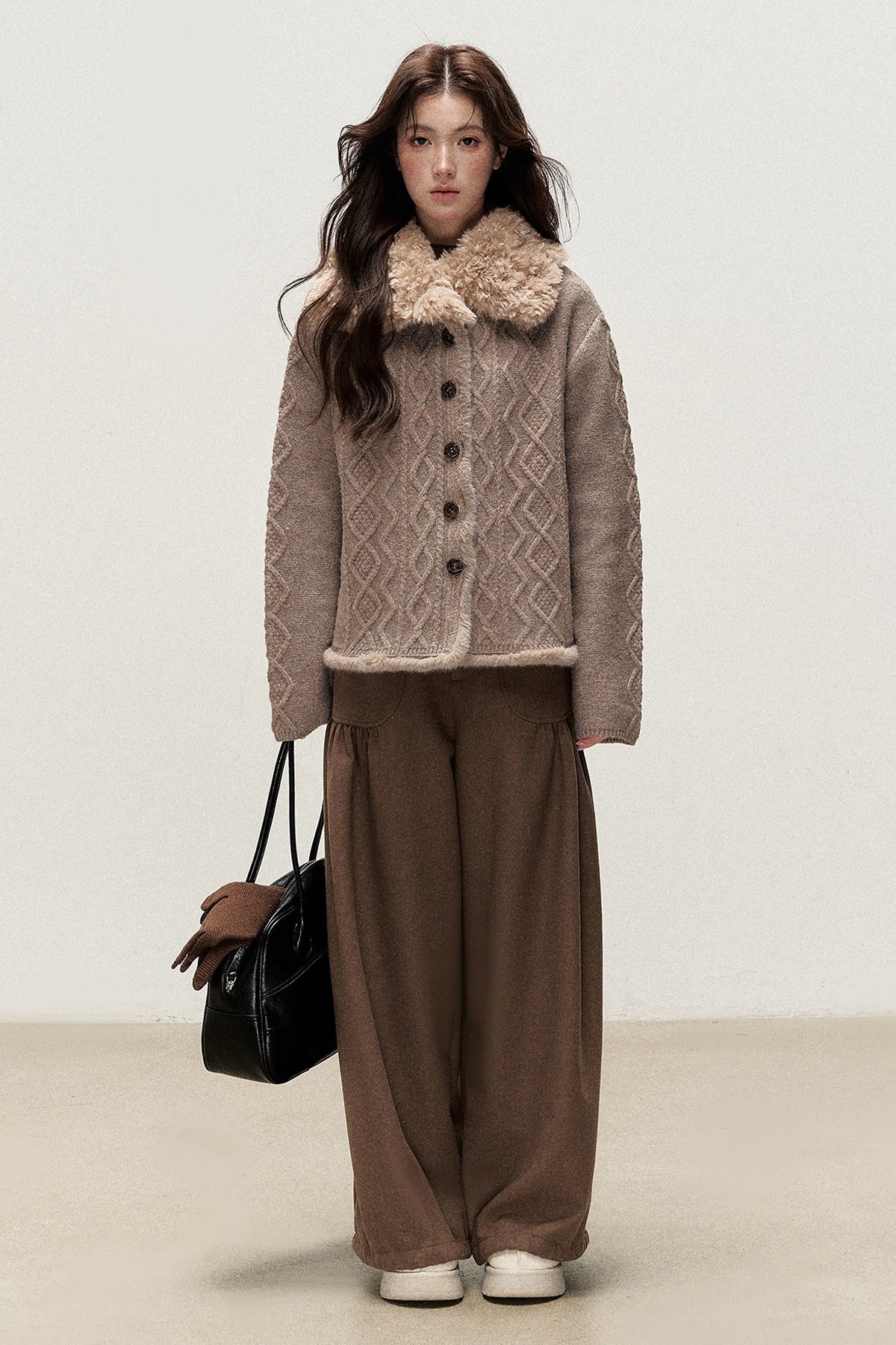 Three-Dimensional Straight-Leg Pants