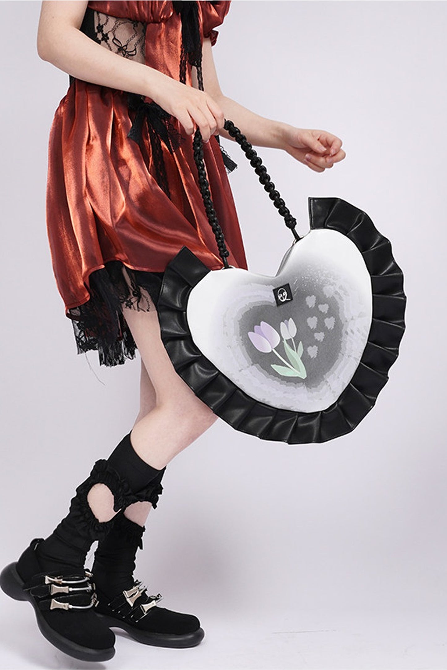 Tulip Heart Woven Crossbody Bag