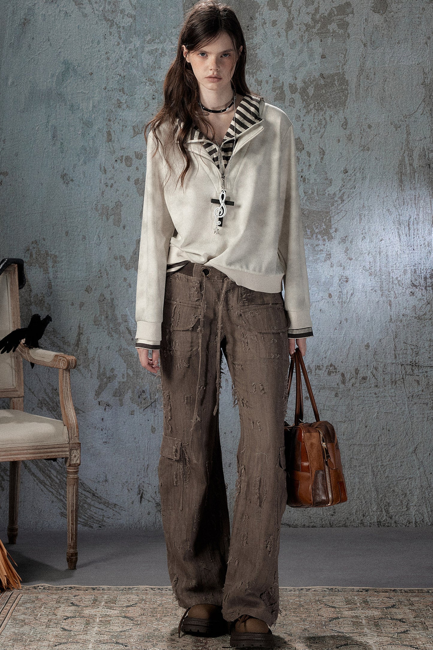 Light Ripped Straight Pants