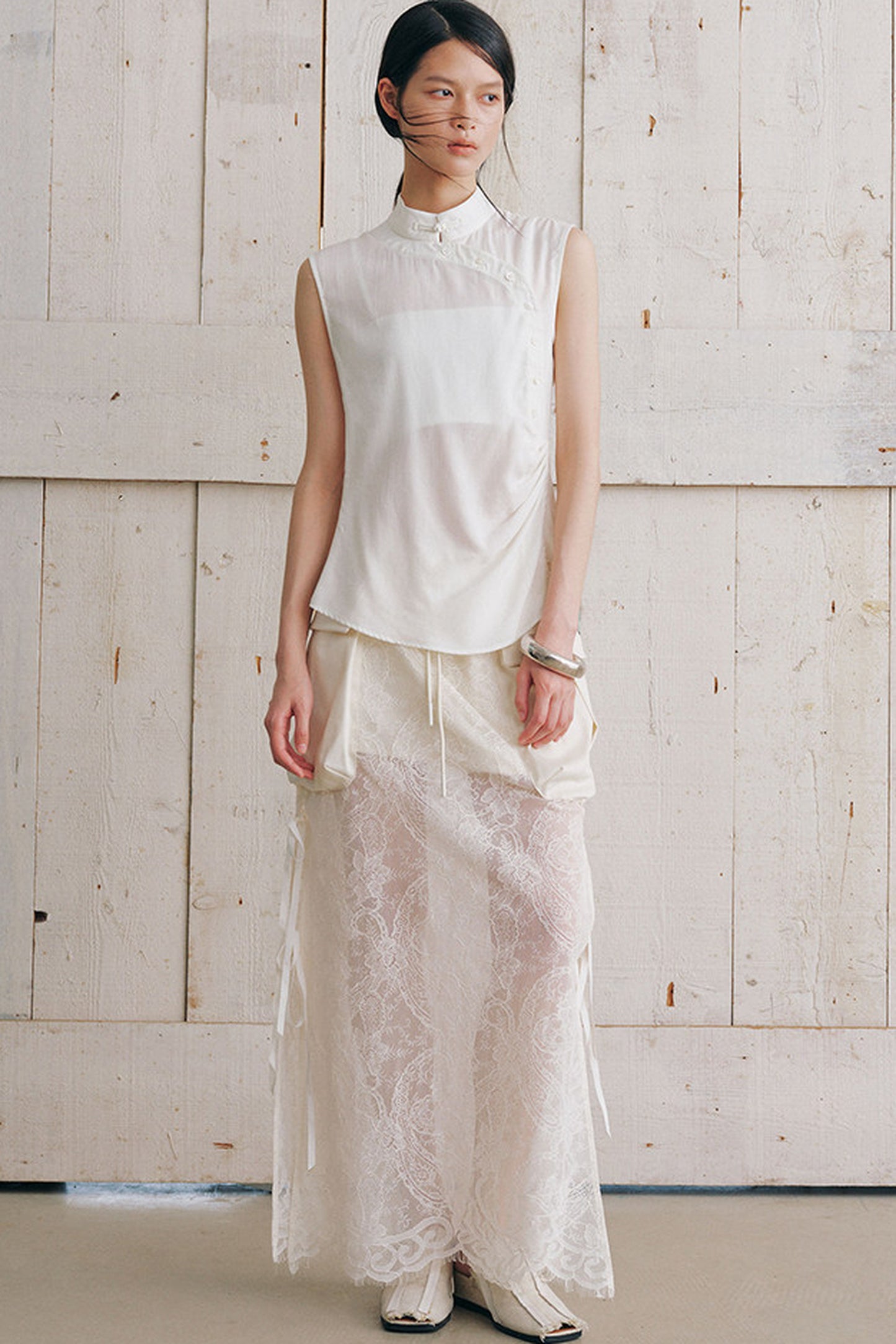 Detachable Shawl Collar Sleeveless Shirt