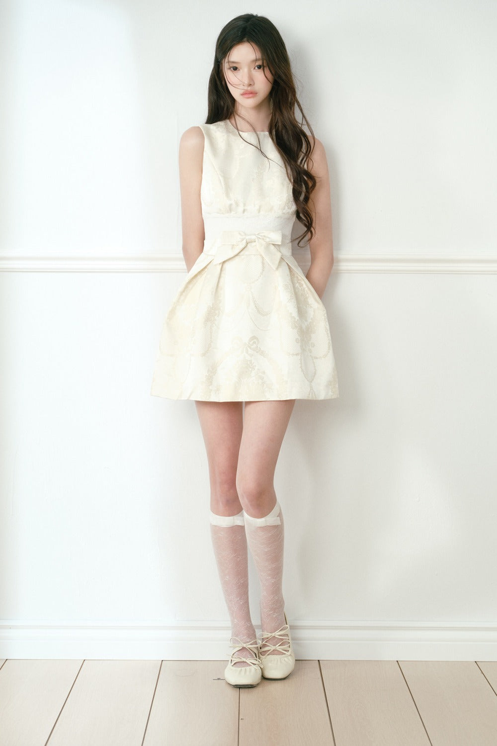 Beige Jacquard Bow Lace Waist Dress