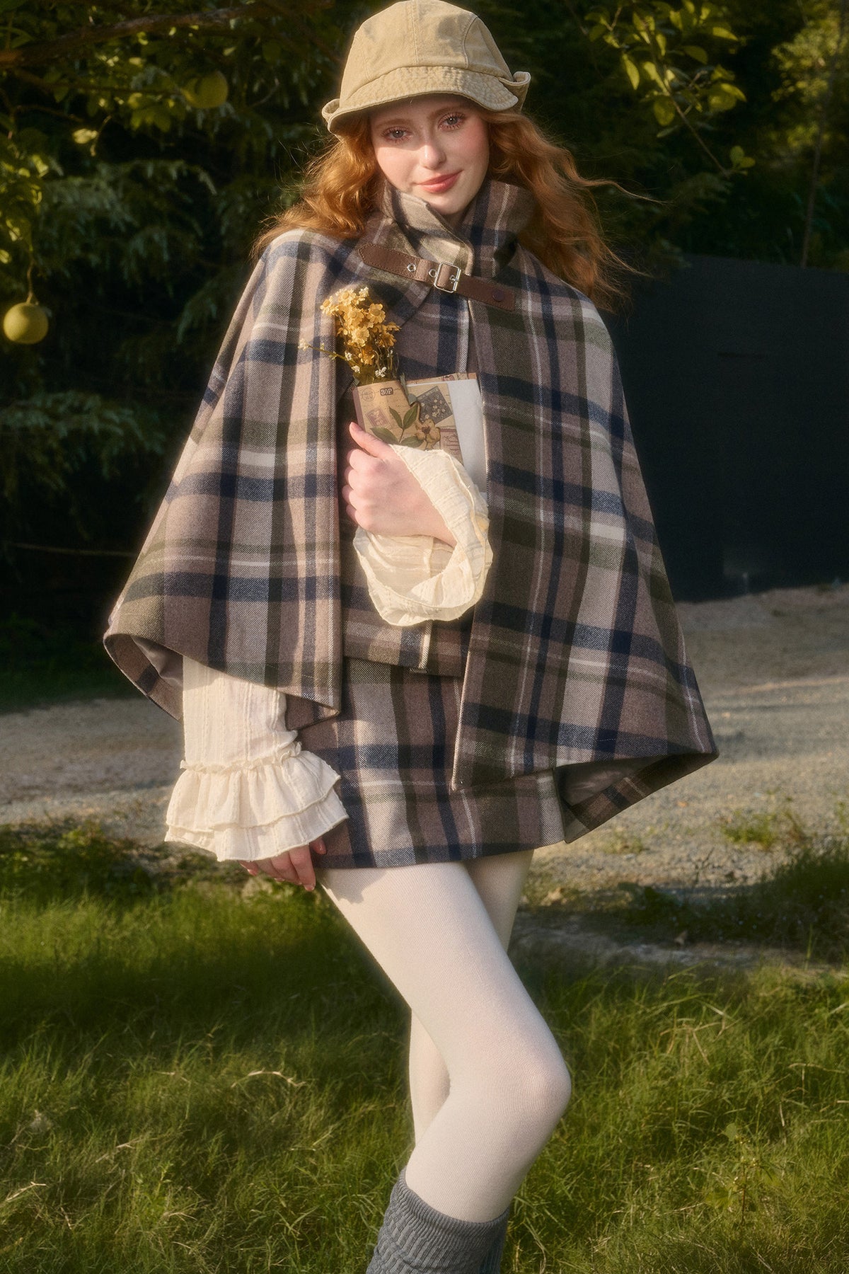 Detachable Plaid Cape Vest And A-Line Skirt Set-Up