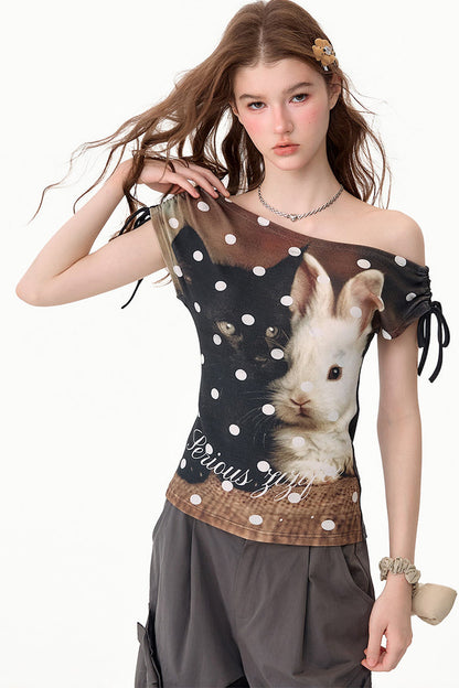 Off-Shoulder-Oberteil mit Kaninchenprint und Bindeband