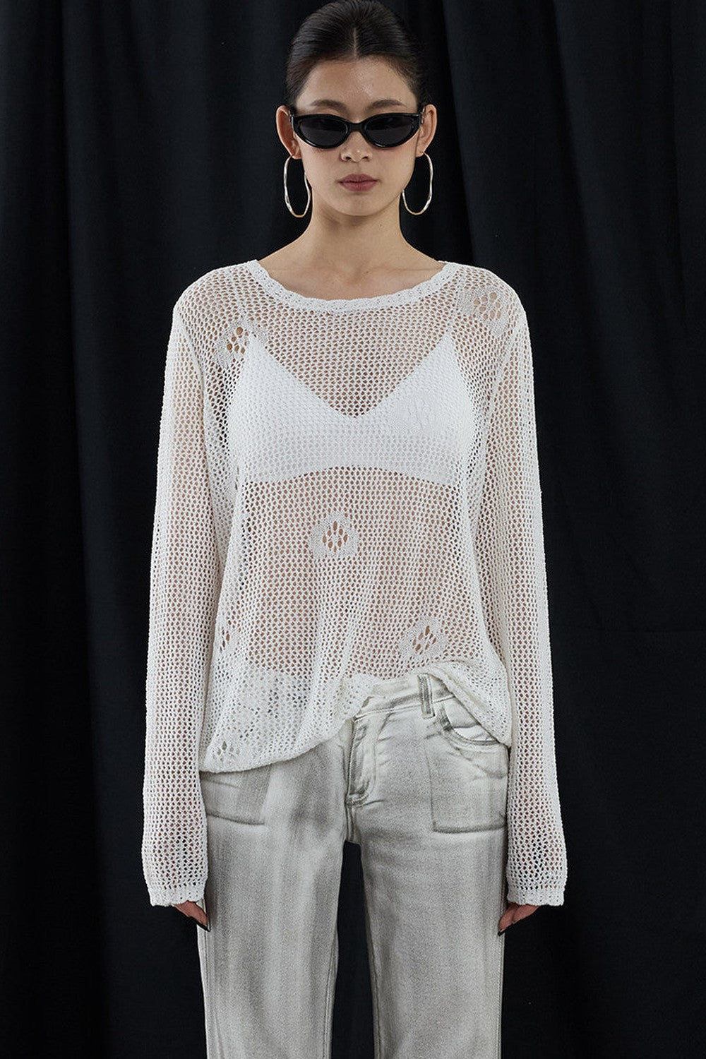 Maglia romantica bianco nuvola con spalle scoperte