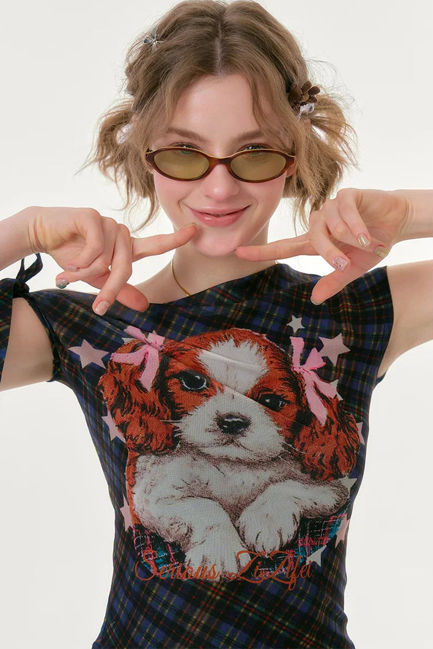 Star Dream Off-Shoulder Plaid T-Shirt