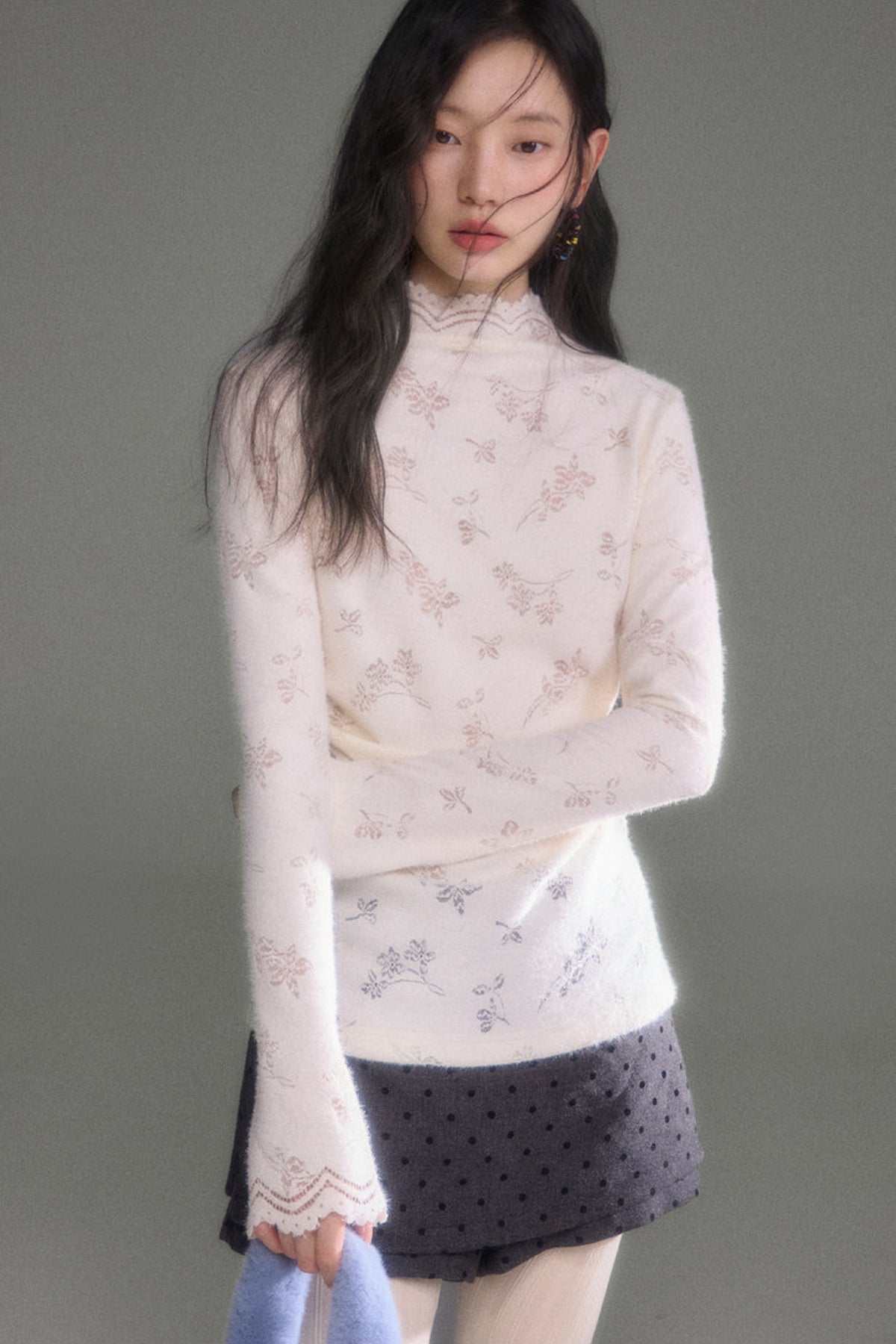Youeruare Original Design Gardenia Mousse Hollow Lace Trim Knitted Base Shirt Long-Sleeve Top