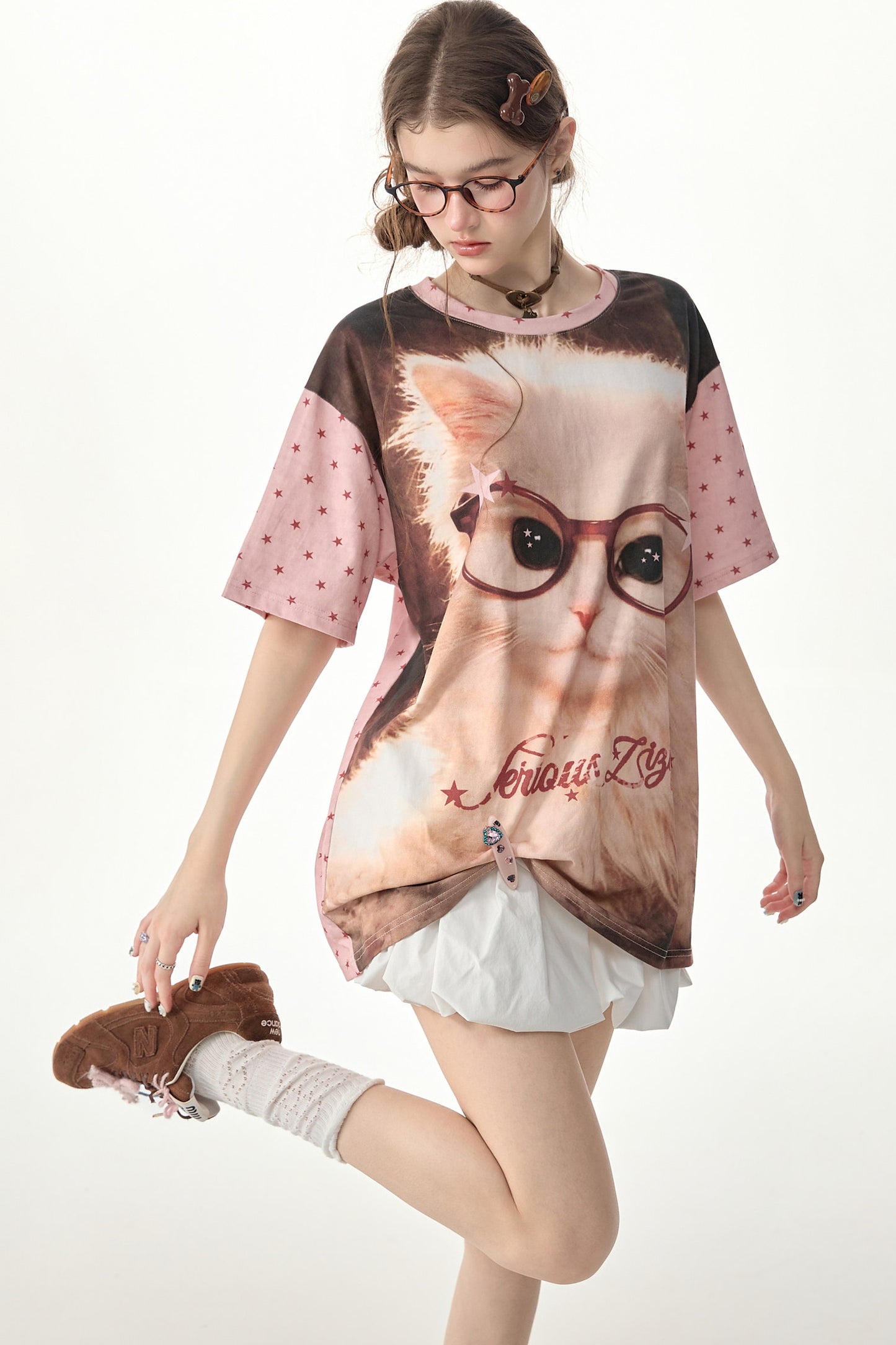 Lockeres T-Shirt mit Rundhalsausschnitt und pinkem Stern-Katzenprint