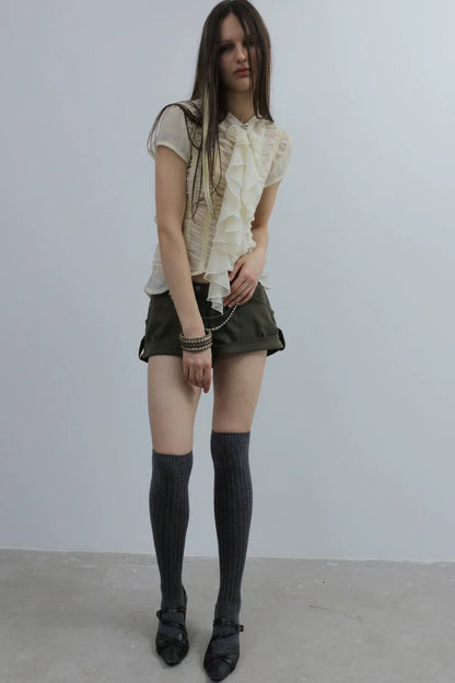 Blusa vittoriana fatta a mano in velo leggero