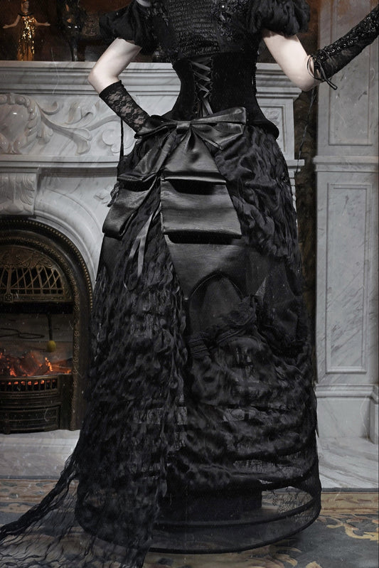 Gothic Bustle Long Trailing Skirt Set-Up