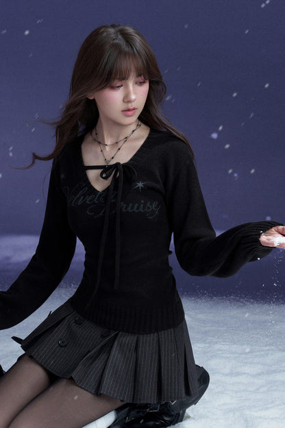 Schwarz-violetter Pullover mit V-Ausschnitt und Bindeband