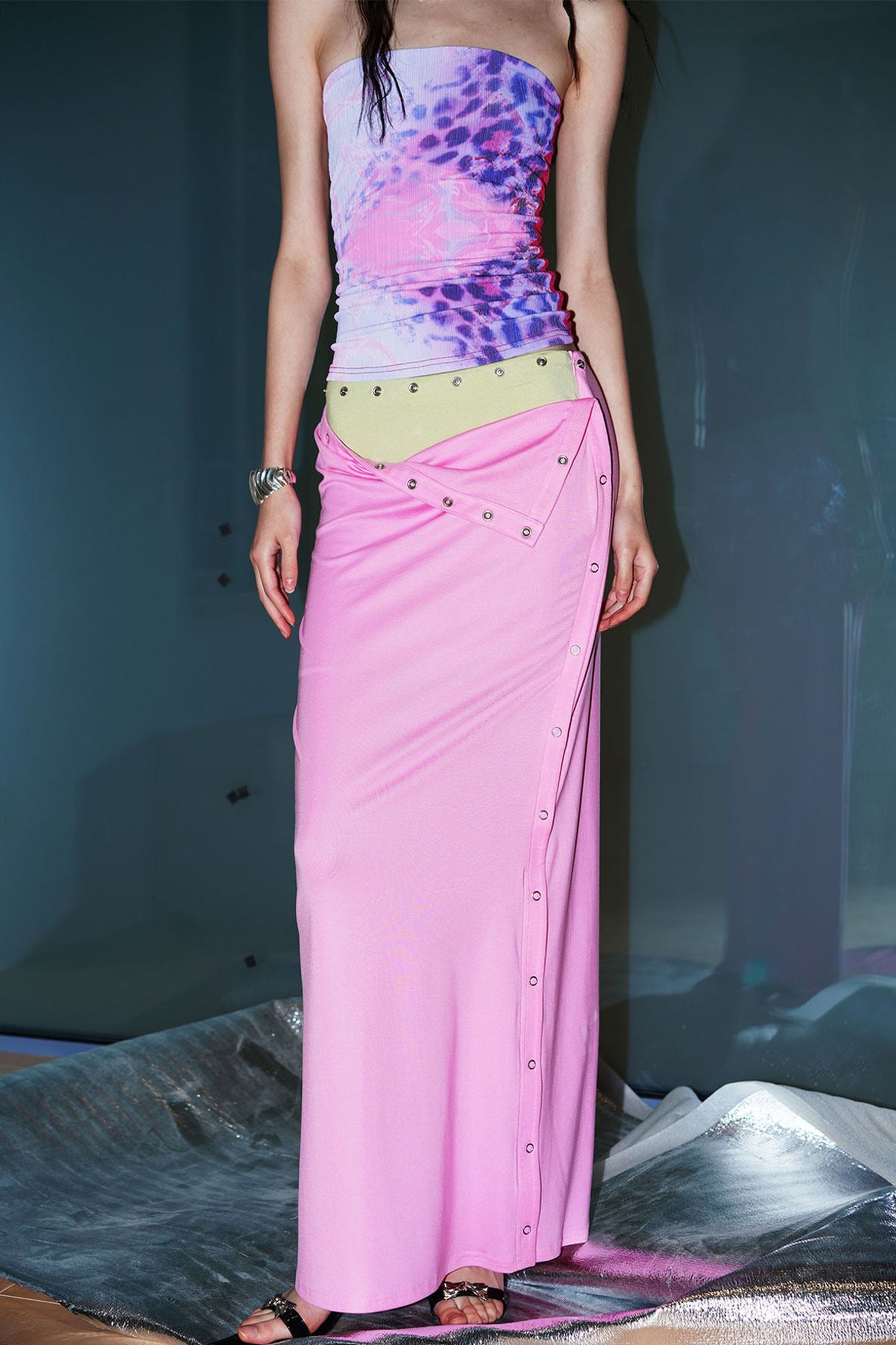 Retro Color-Block Lyocell Skirt