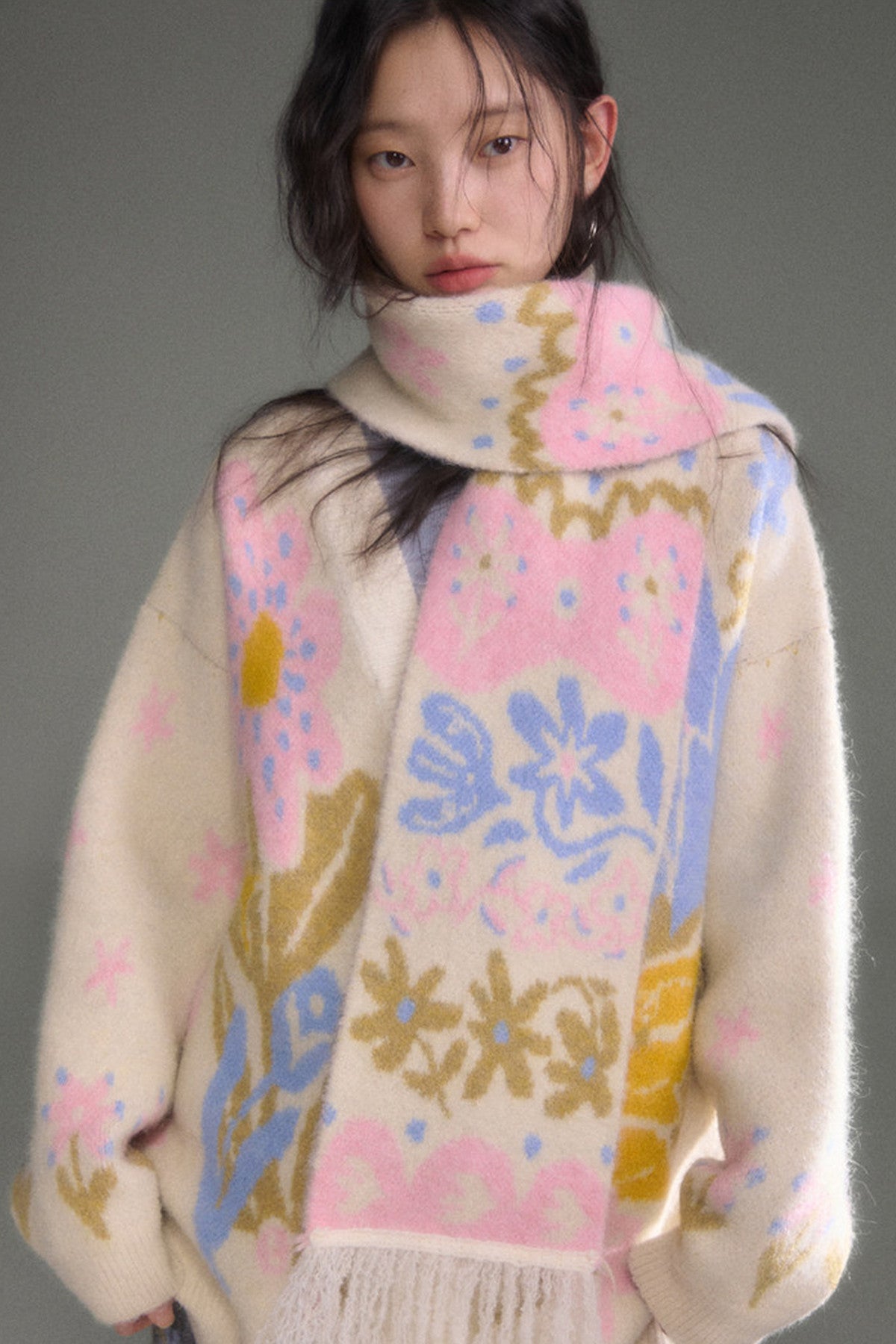 Retro Bird And Flower Jacquard Tassel Scarf