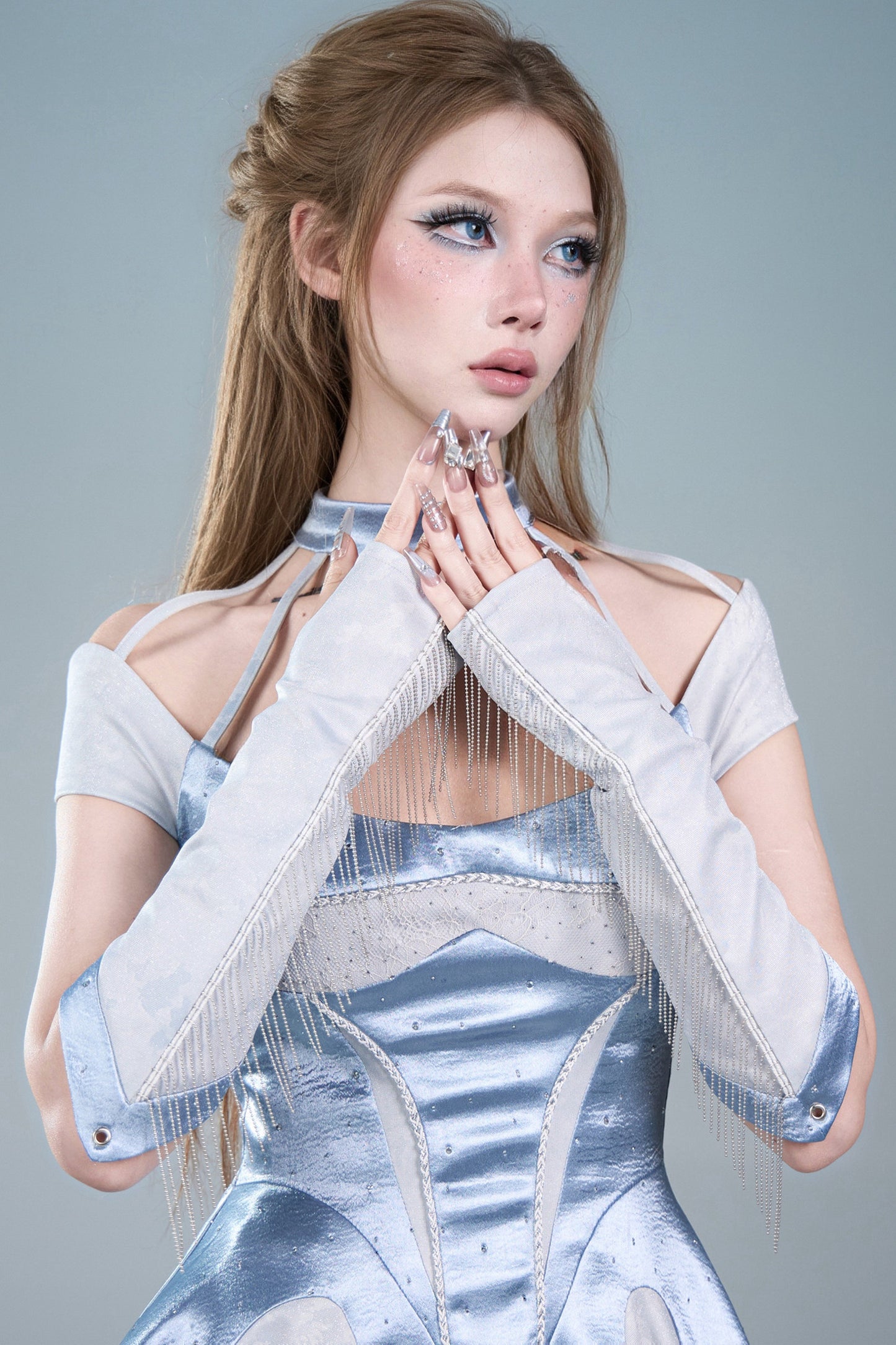Blue Chain Strap Shoulder Accessory Set-Up