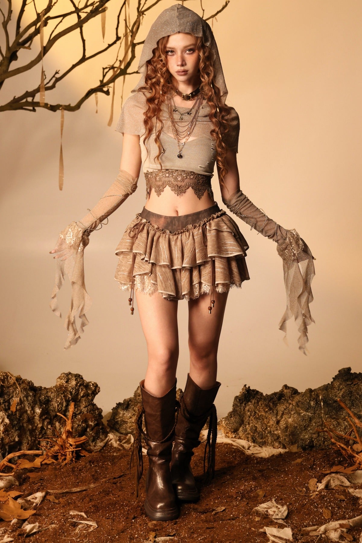 Wasteland Style Lace Camisole Hood Cape Sleeve Set-Up