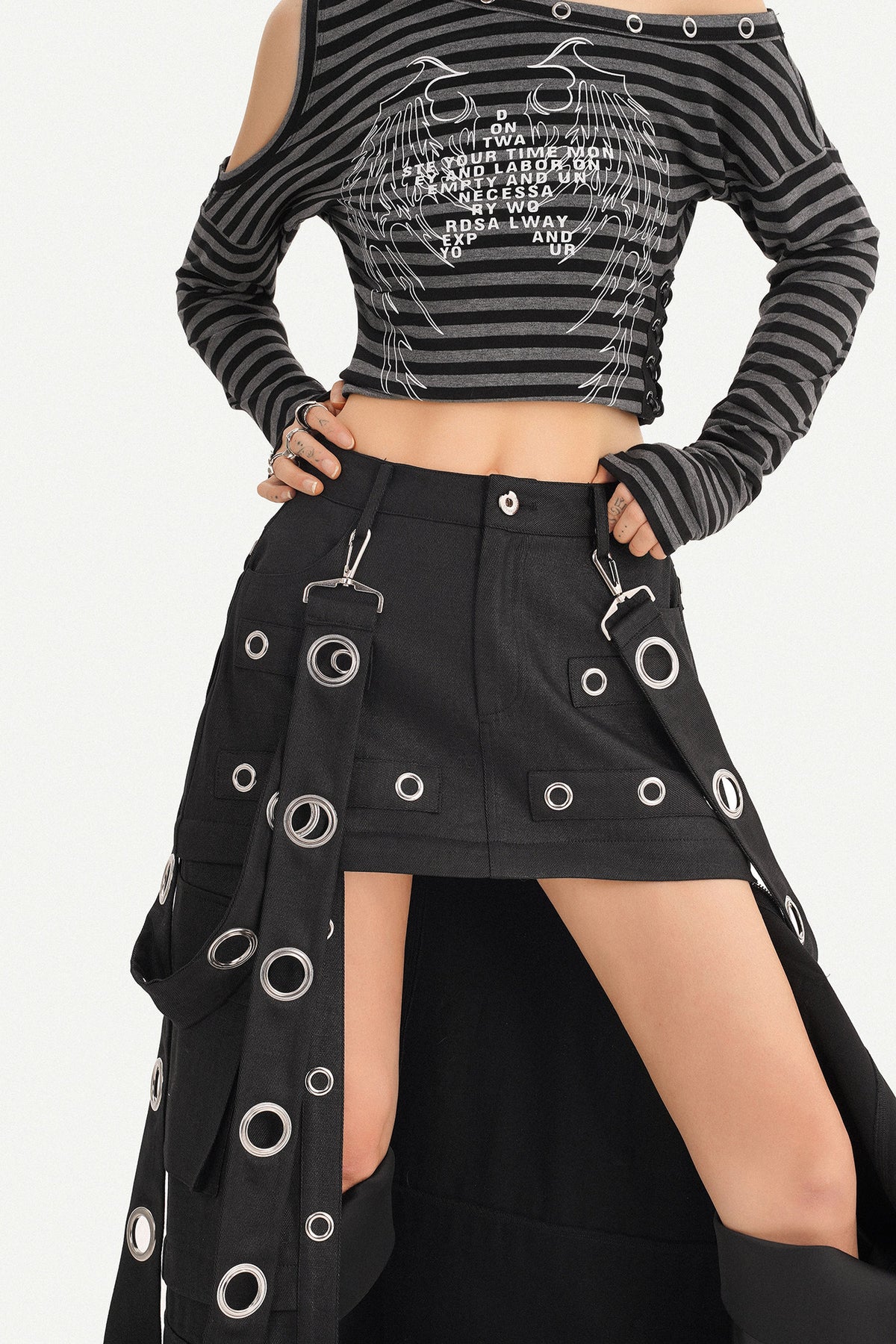 Deconstructed Multi-Pocket Workwear Skirt Set-Up