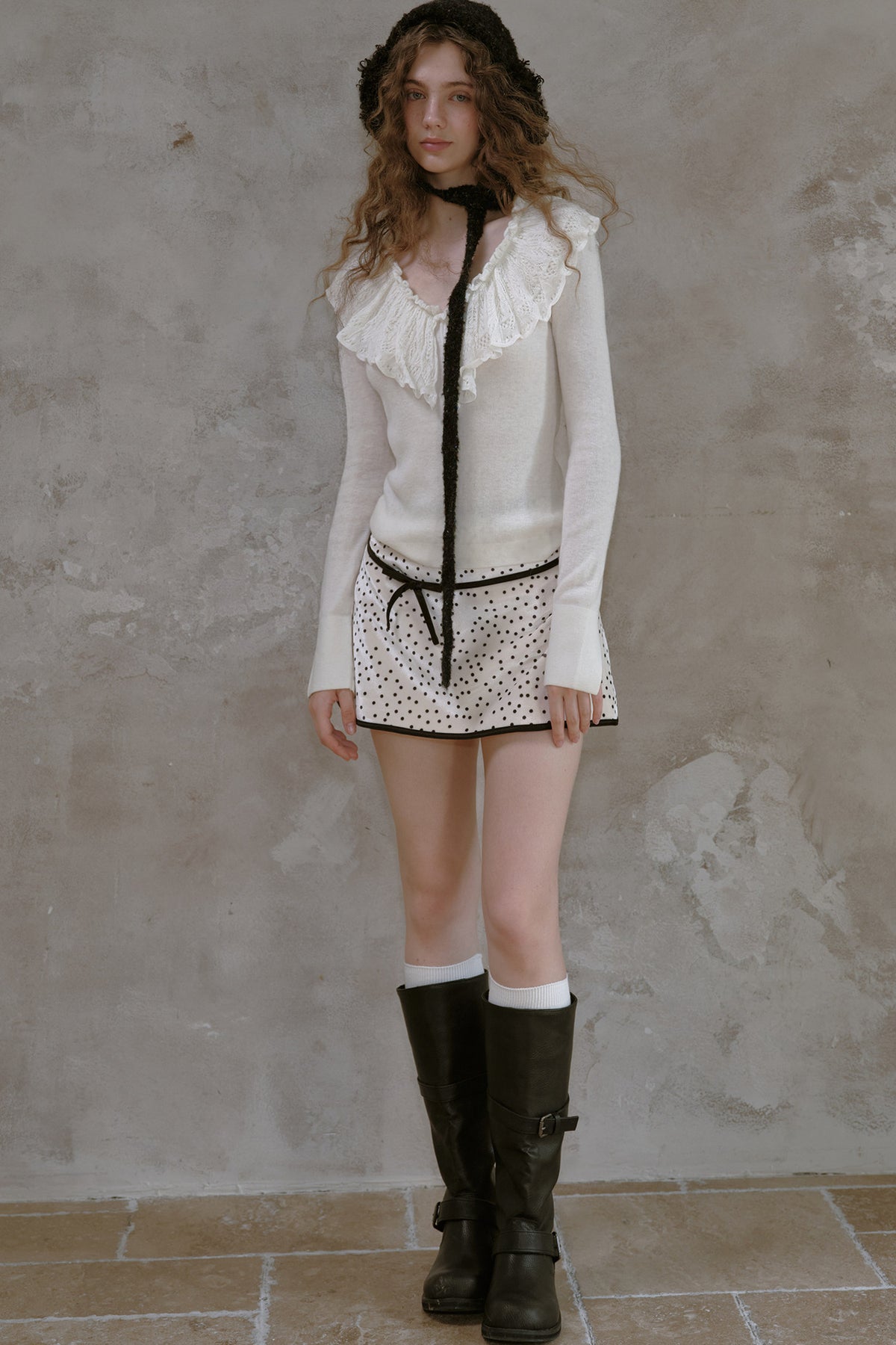 Sassy Moody Floral V-Neck Knitted Sweater