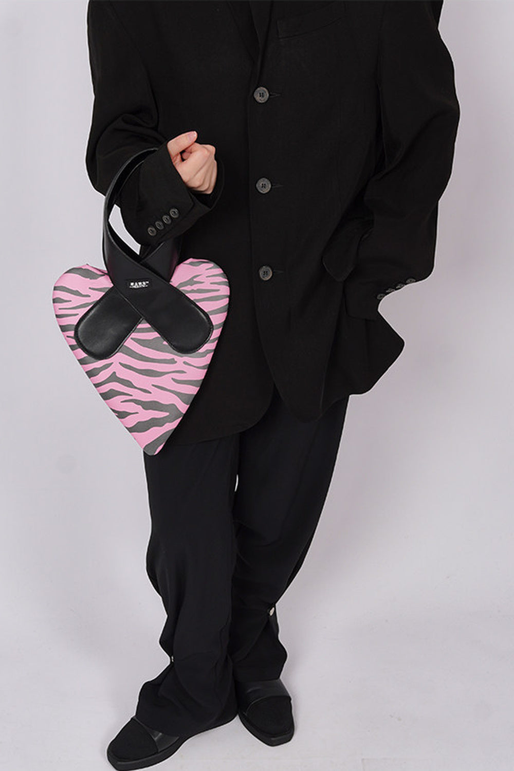 Borsa a tracolla con cuore graffiti