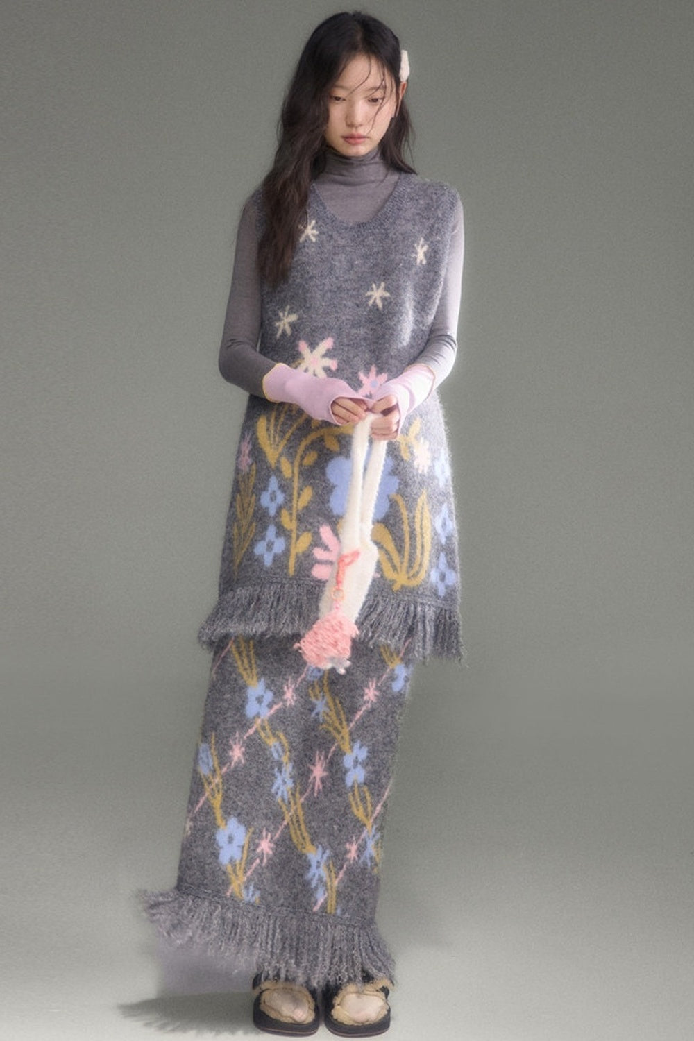 Tulip Floral Jacquard Knit Tassel Skirt