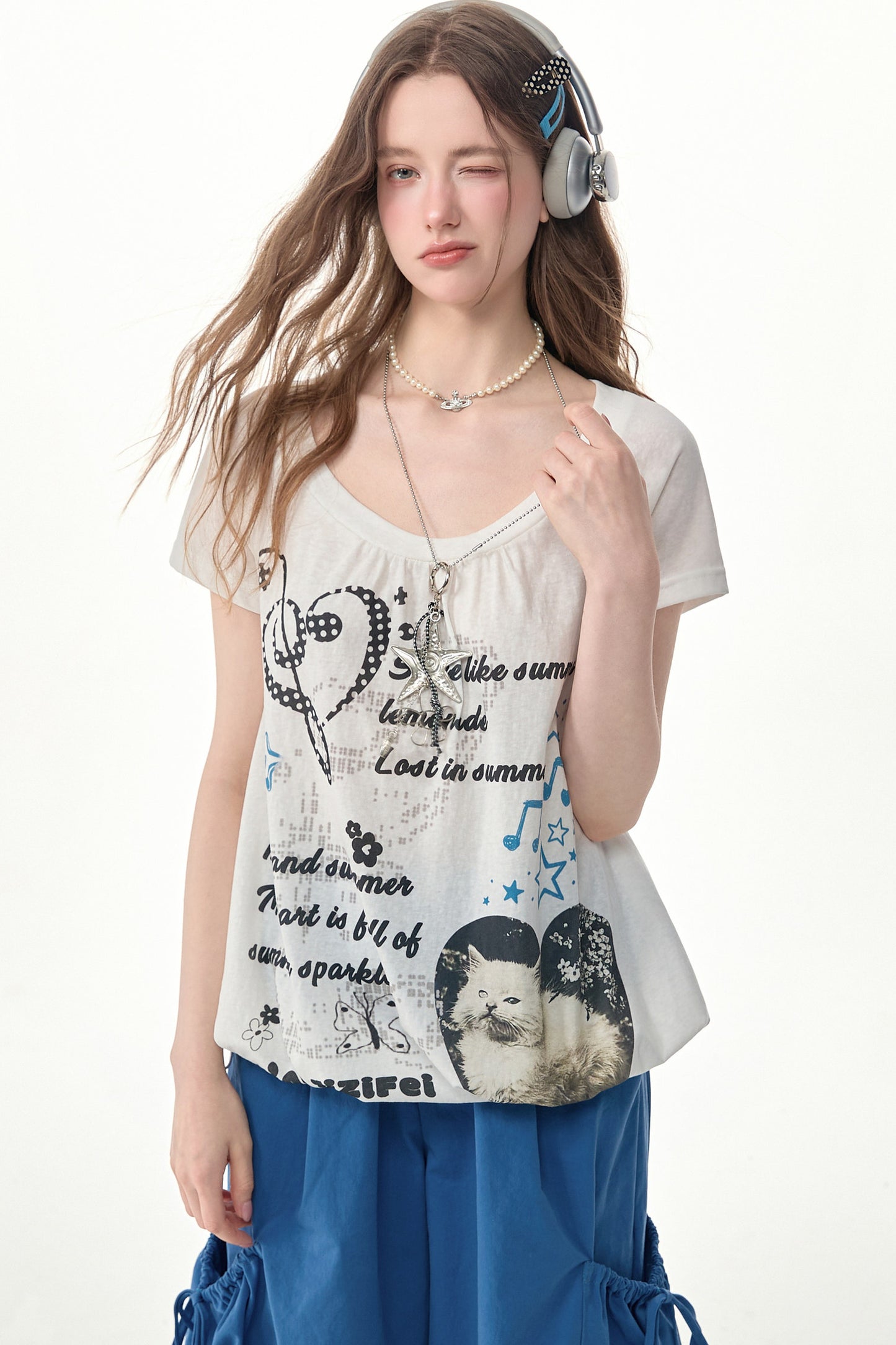 Marineblaues Kurzarmshirt mit Katzenmotiv