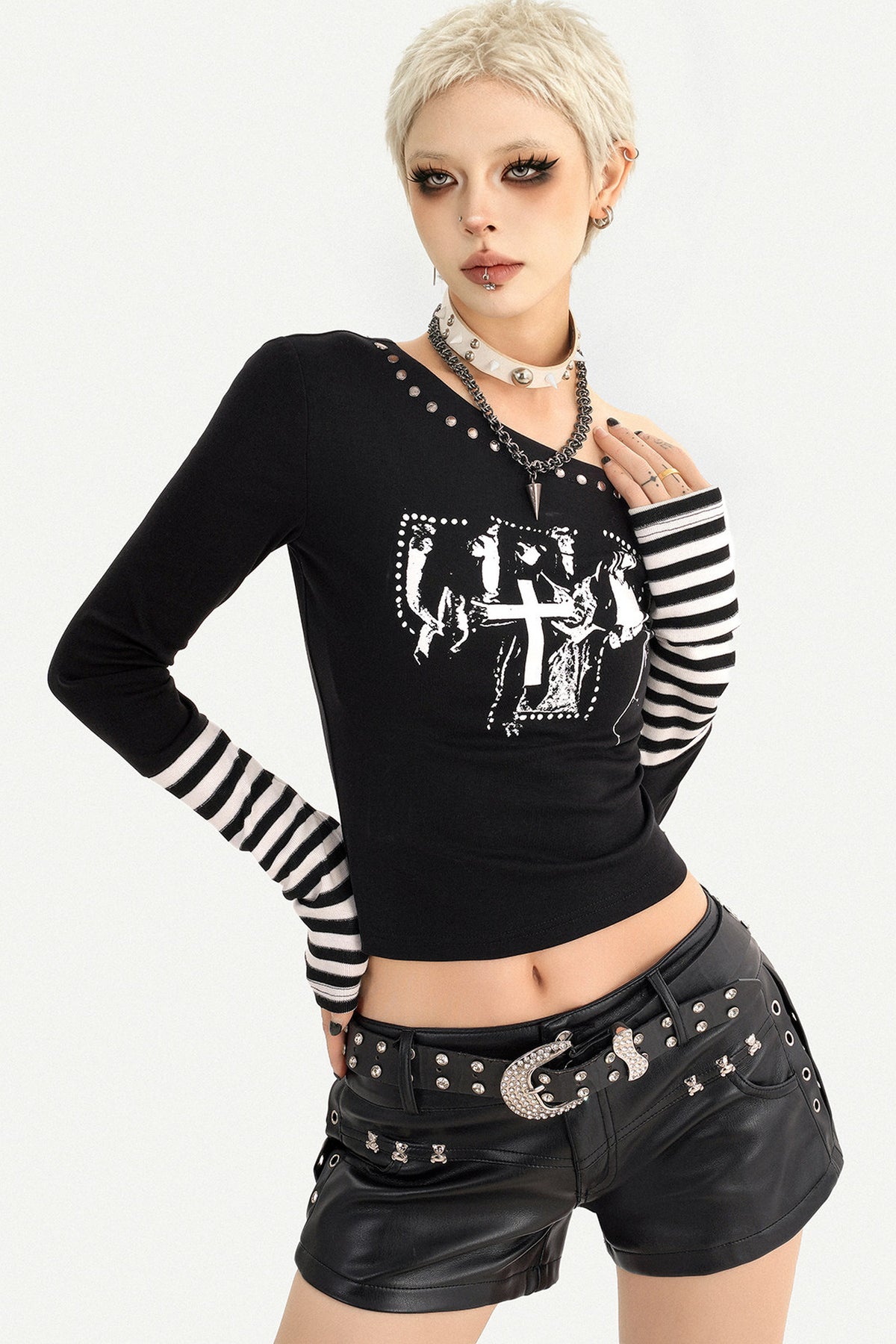 Off-Shoulder Letter Print Long Sleeve T-shirt