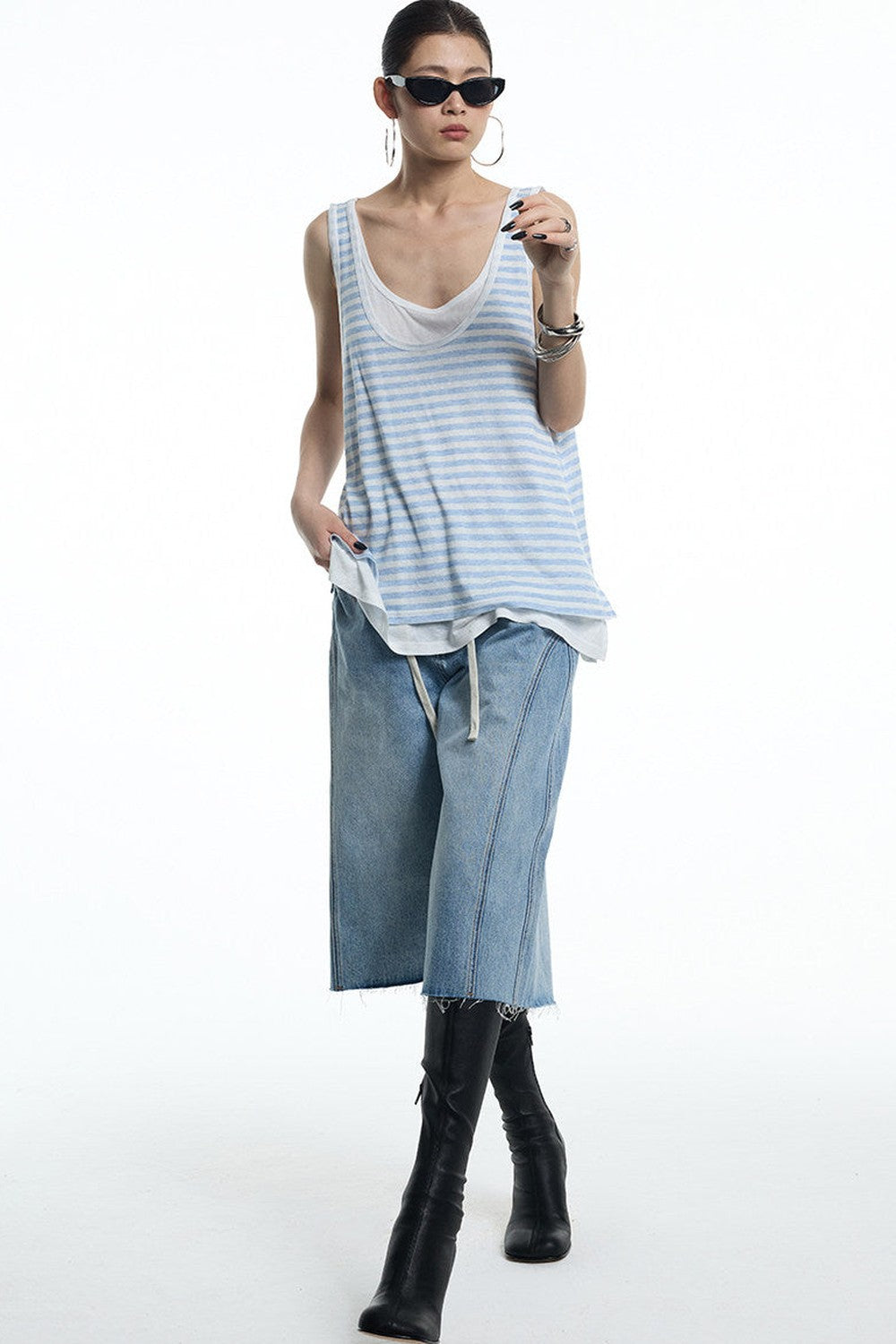 Embroidered Denim Mid-Length Pants