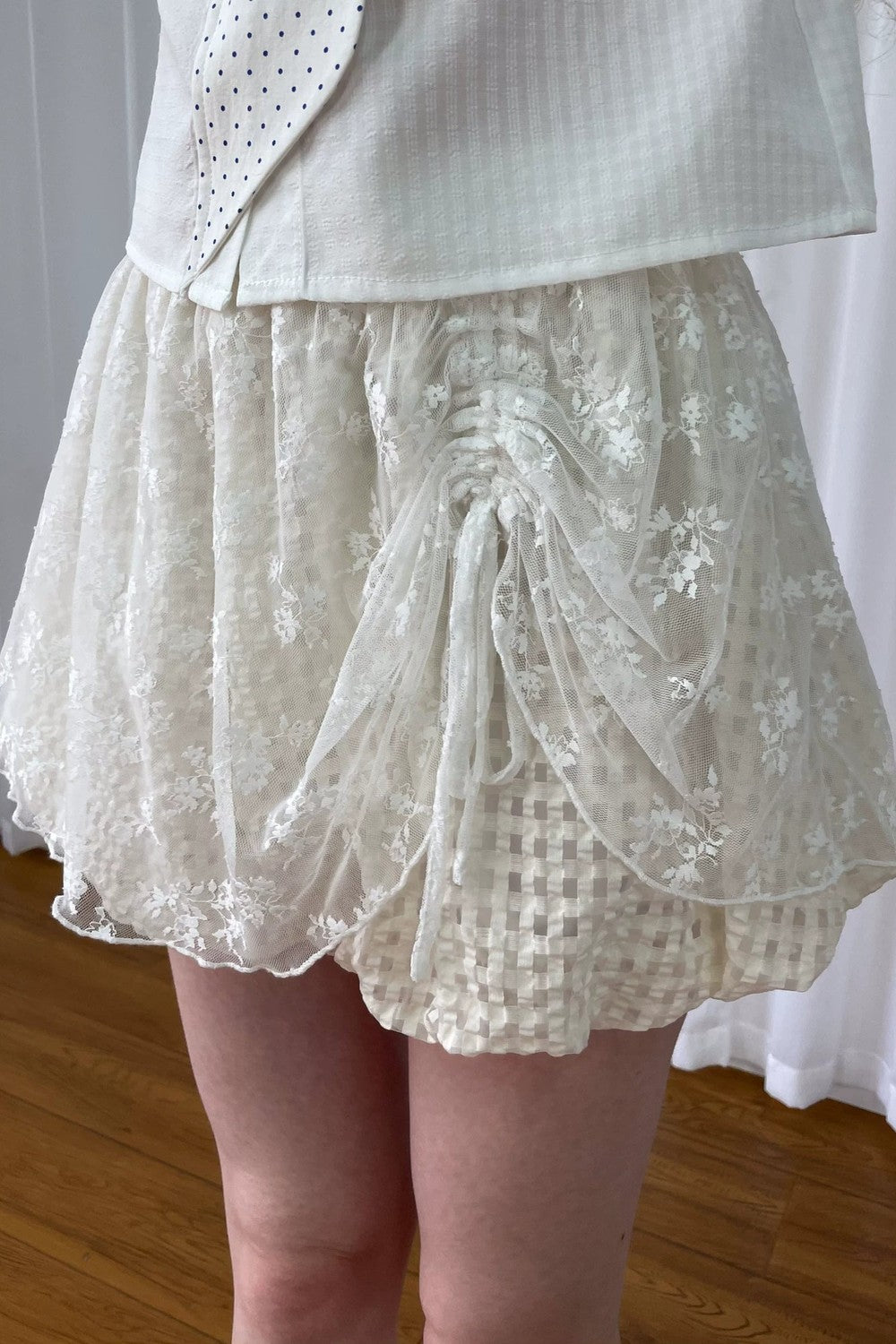 Lace Floral Textured Skirt