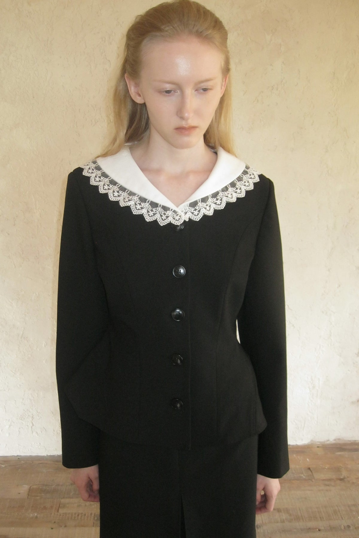 Black Lace Collar Jacket and Skirt Set-Up