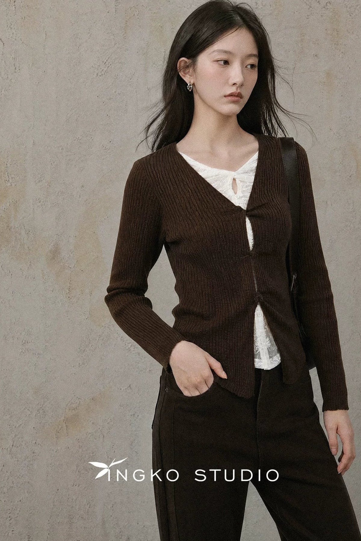 V-Neck Lace Knit Top