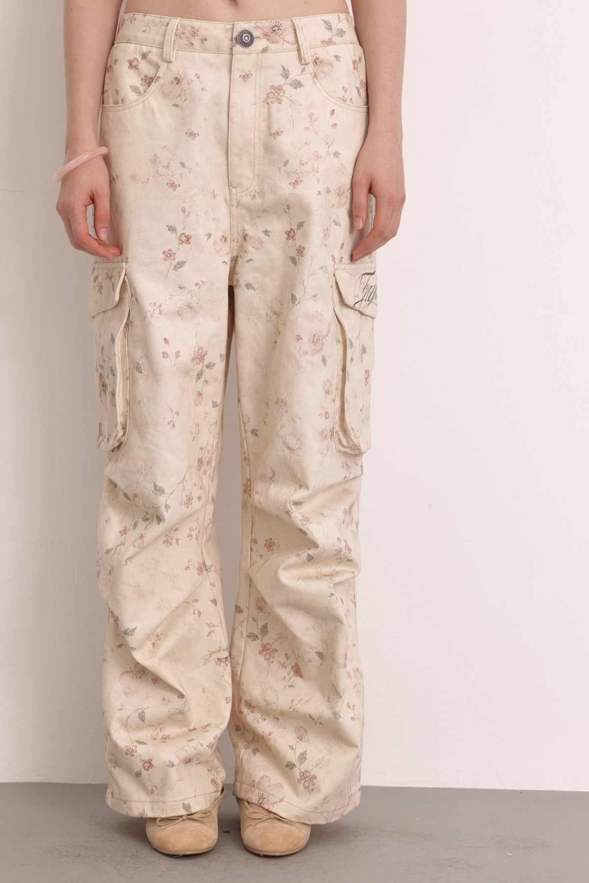 Low Waist Floral Cargo Pants