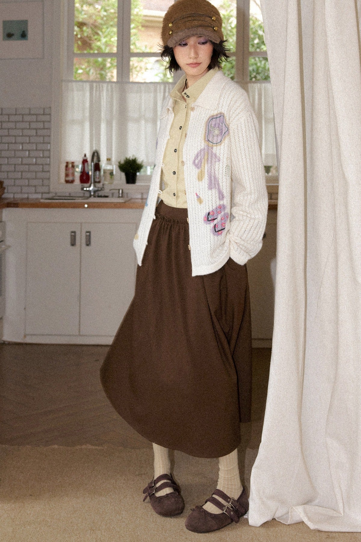 Perforated Long-Sleeved Vertical Stripe Printed Knit Set-Up