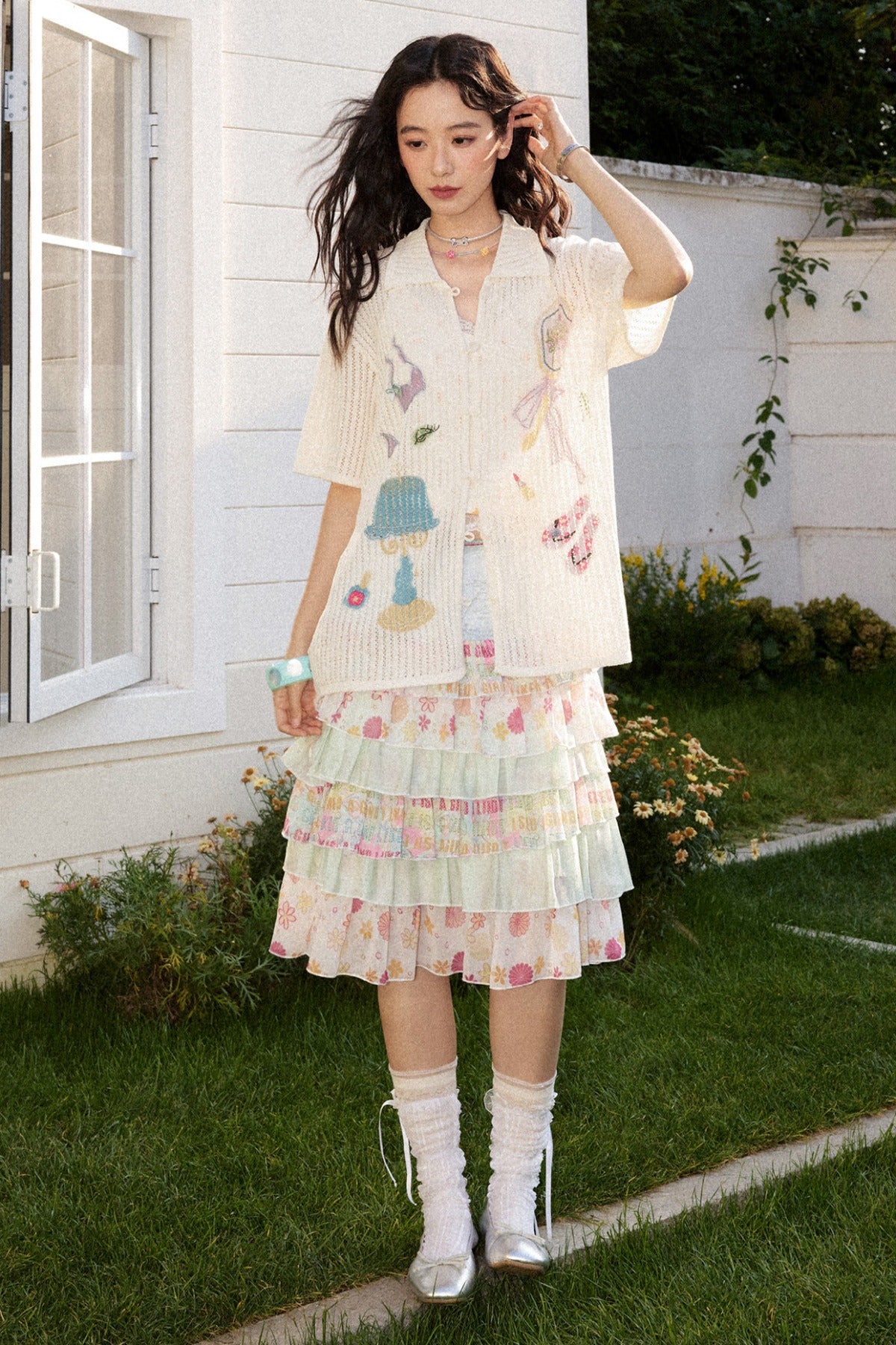 Perforated Long-Sleeved Vertical Stripe Printed Knit Set-Up