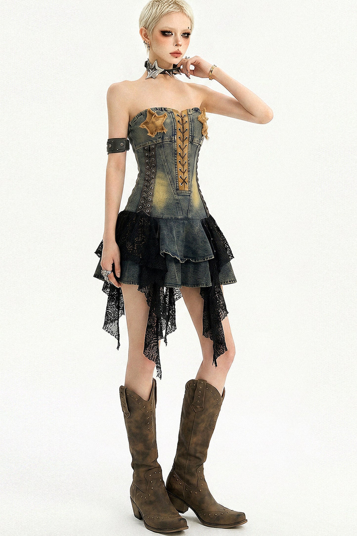 Abito rétro in denim e pizzo