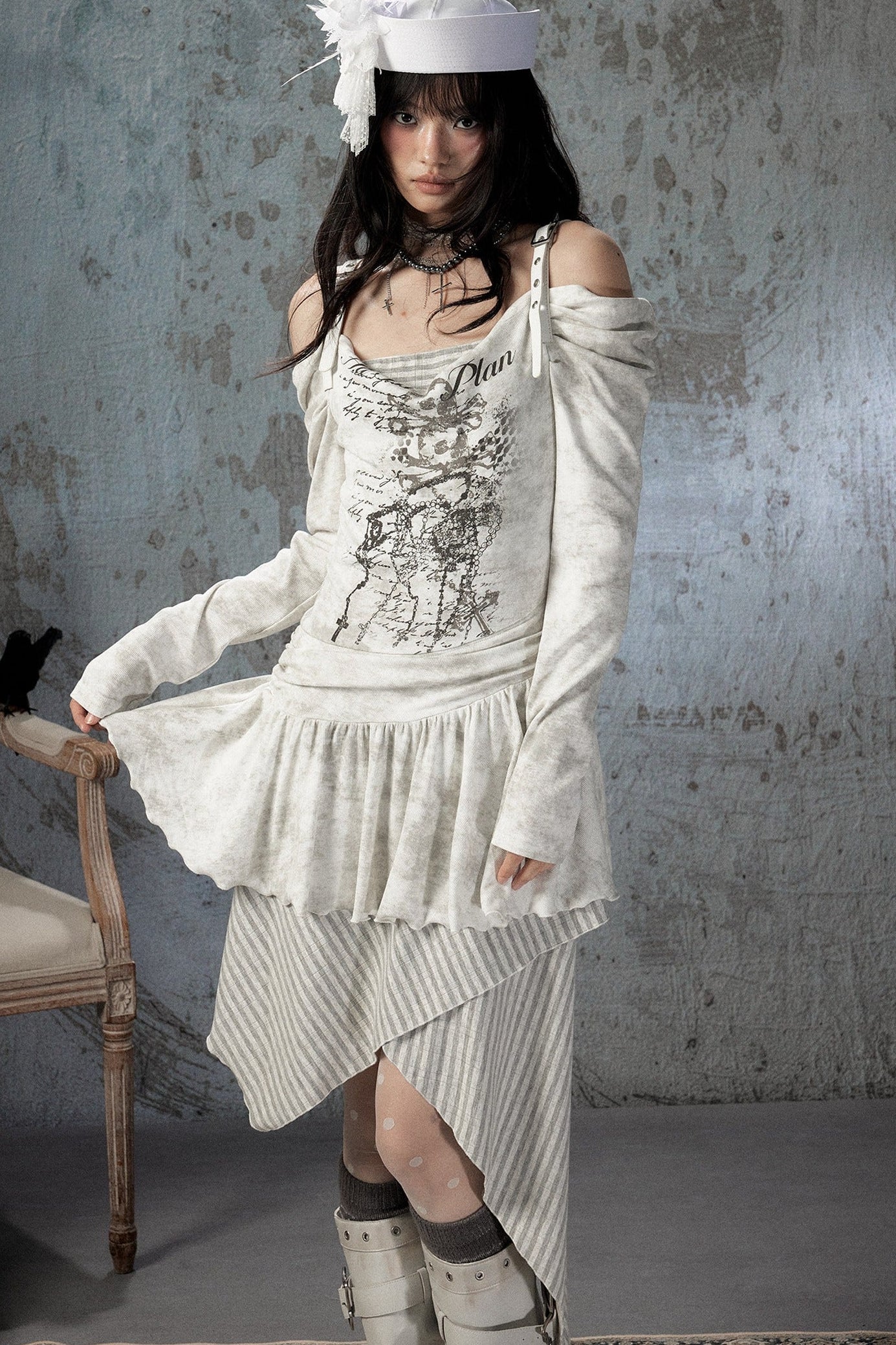 Vintage Off-Shoulder Spaghetti Dress