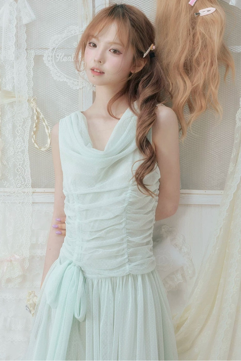 Abito verde menta plissettato in tulle