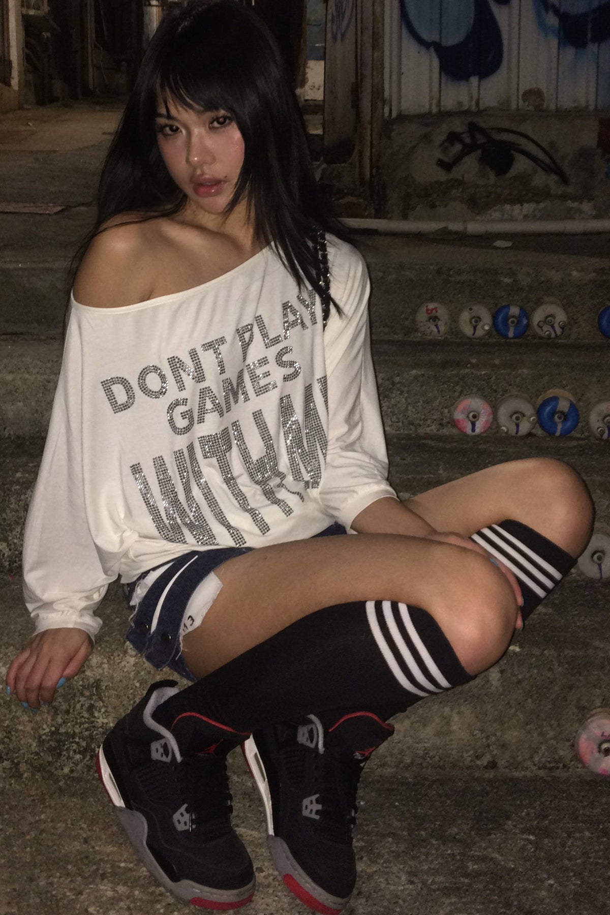 Rhinestone Off-Shoulder Loose T-Shirt