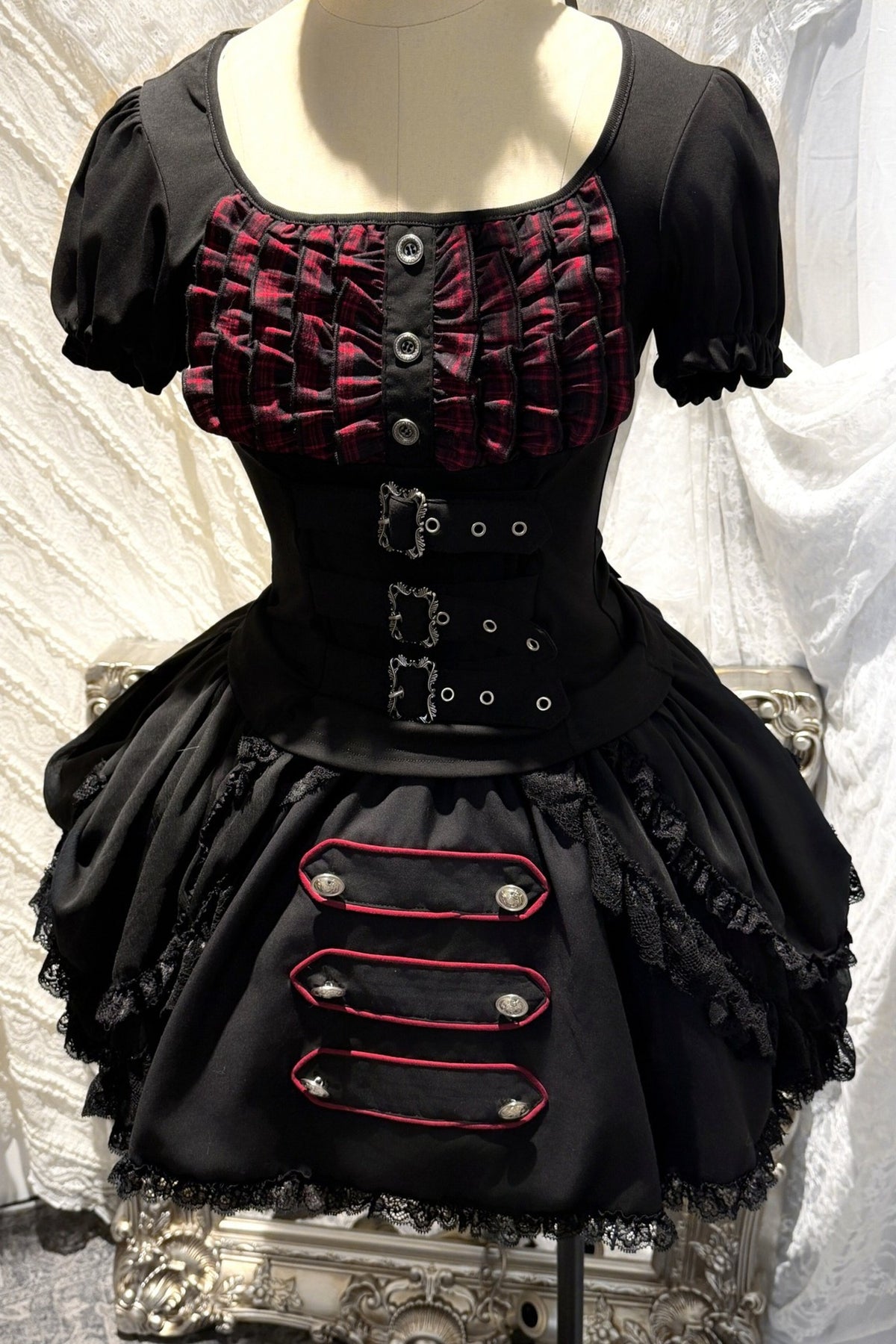 Plaid Puff Sleeve Knit Top and Mesh Cake Skirt Set-Up