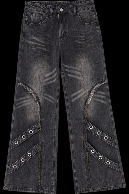 Gewaschene schwarze Jeans mit geradem Bein