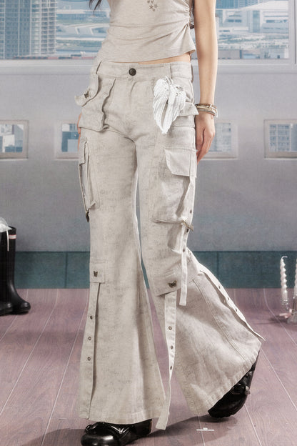 Pantaloni cargo svasati leggeri