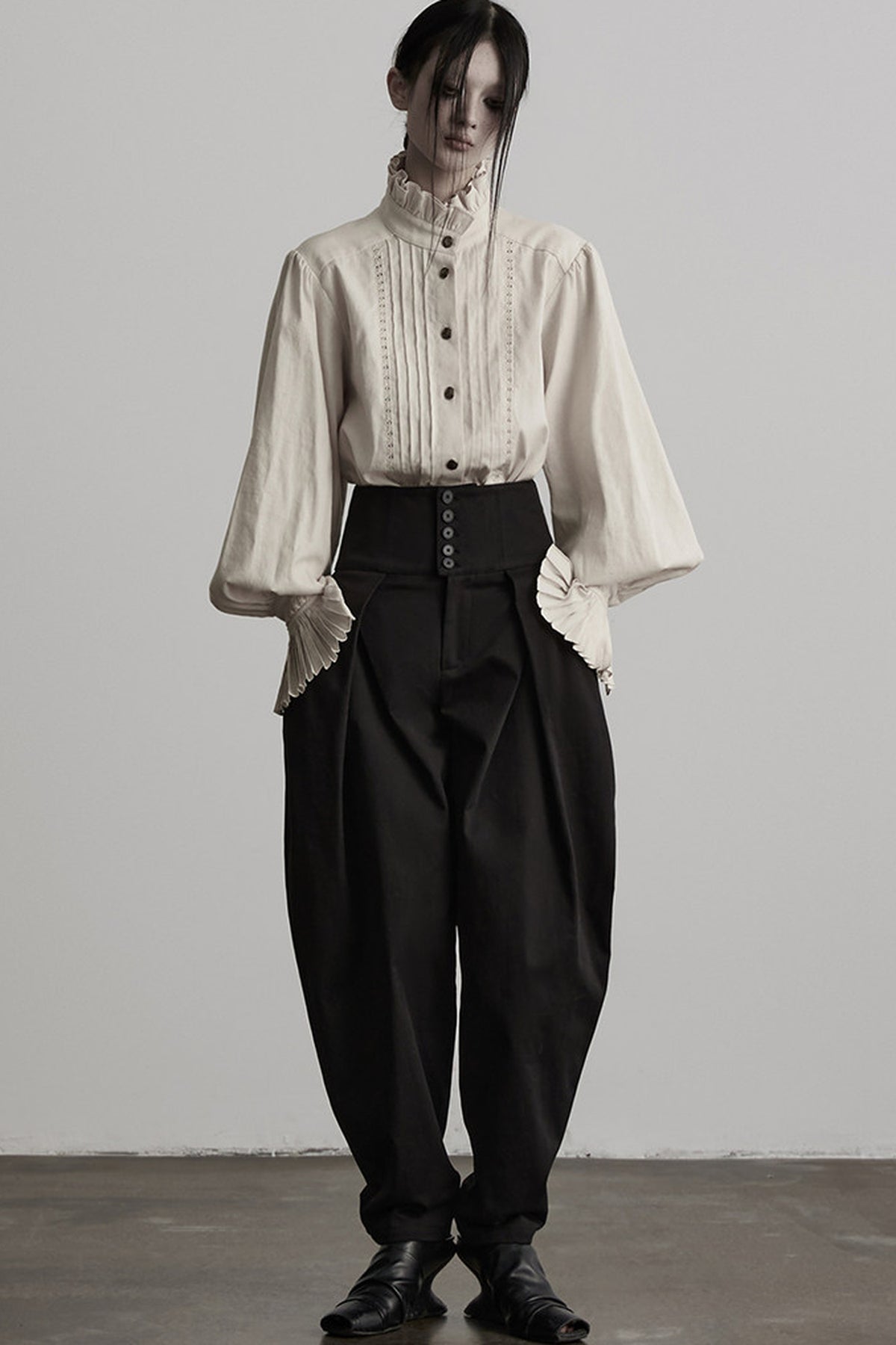 Pleated Cotton Linen Stand-Up Collar Shirt