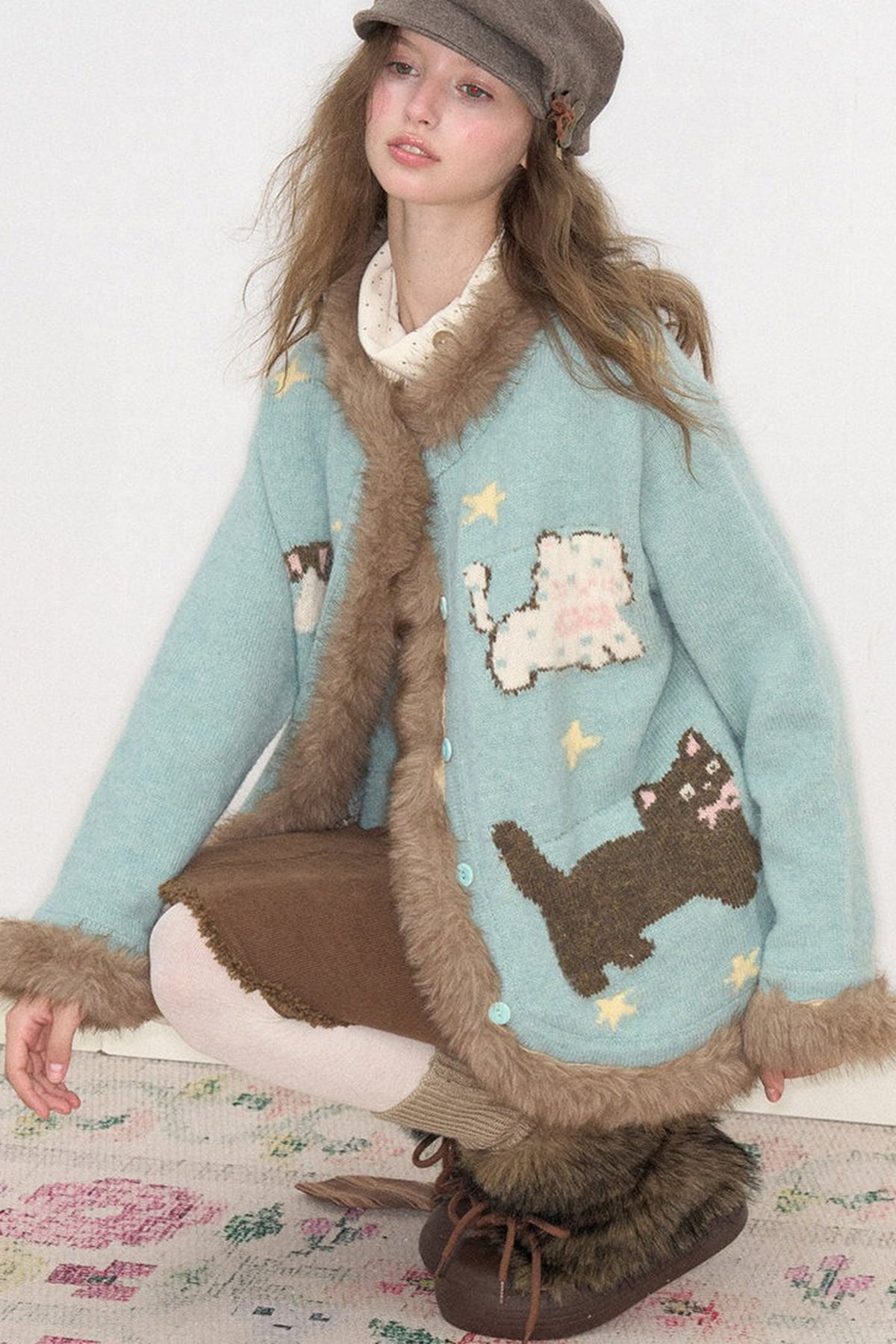 Cardigan à col en fausse fourrure avec motif de chat amusant