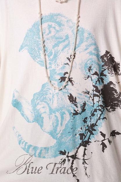 Oversized Cat Floral Legless T-Shirt