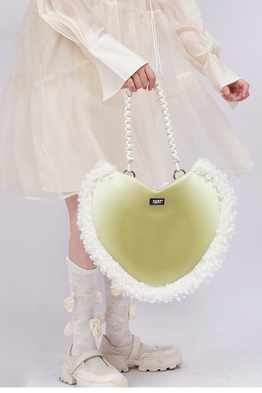 Borsa a tracolla in peluche Y2K