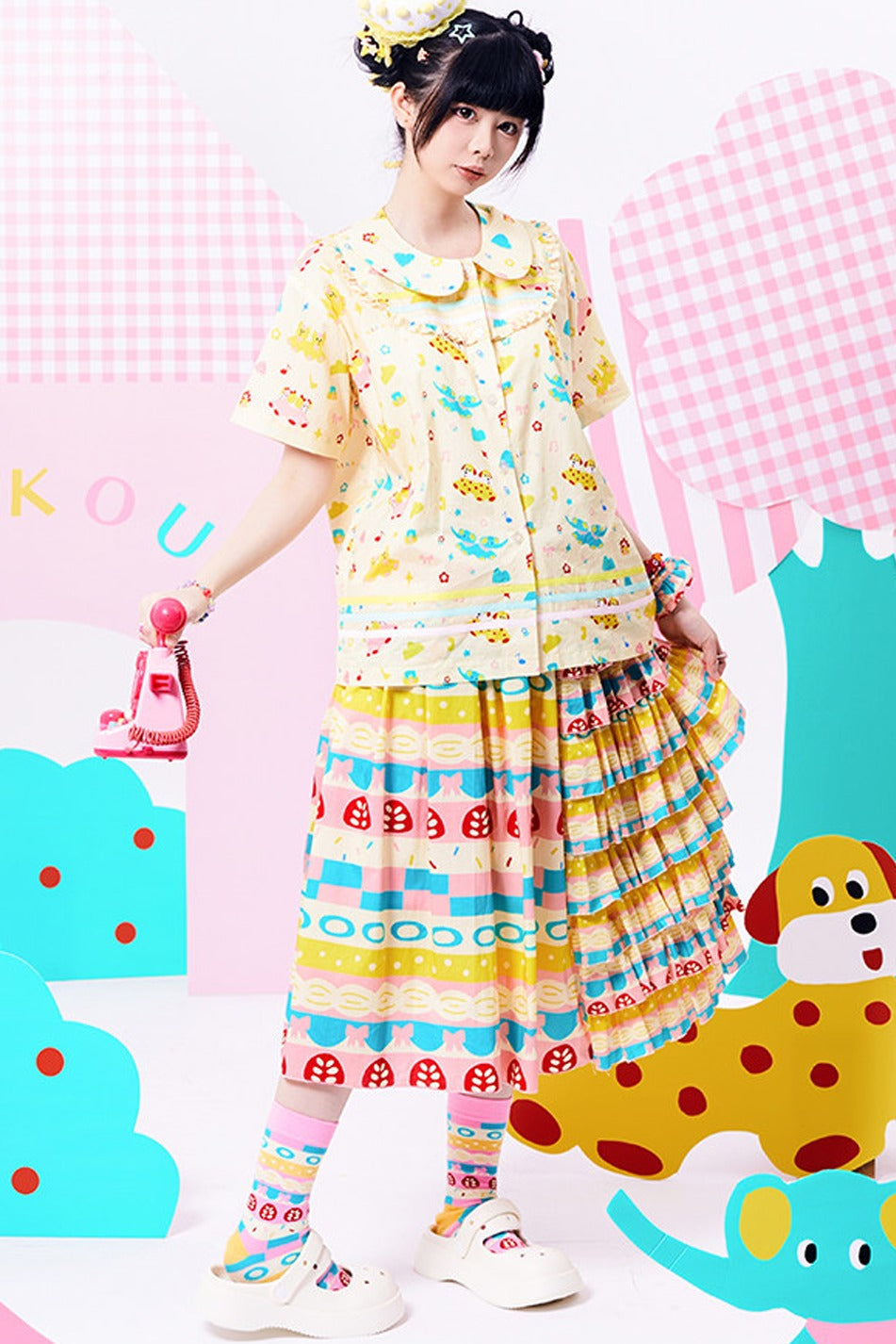 Original Three-Color Ribbon Print Blouse