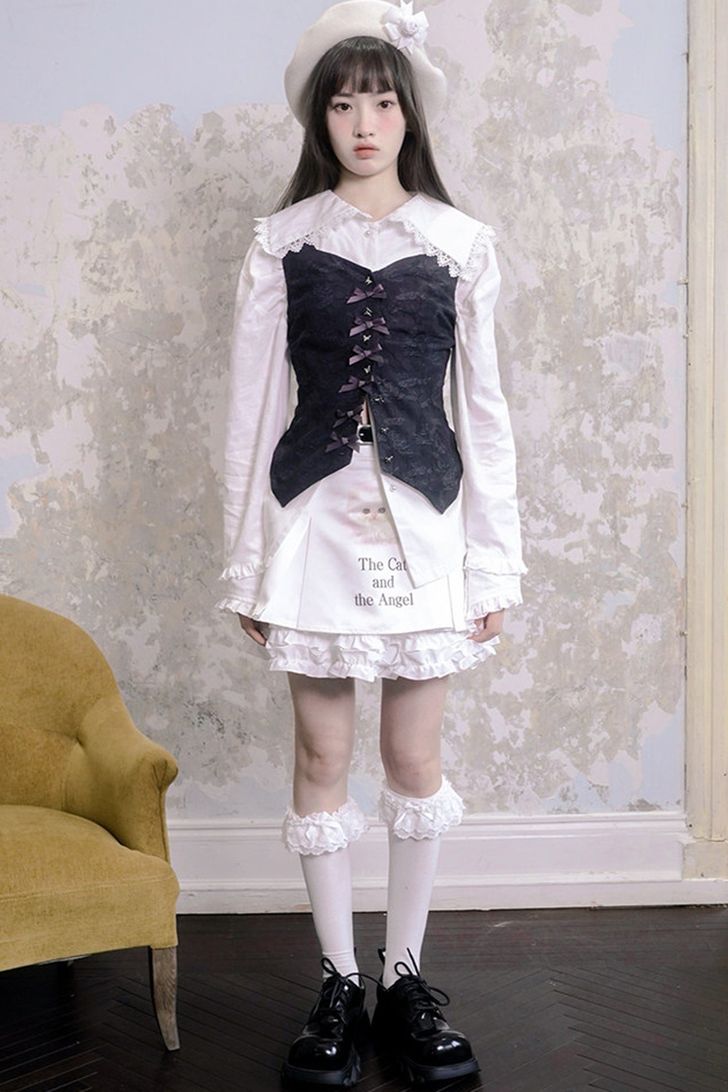 Butterfly Buckle Jacquard Cotton Vest