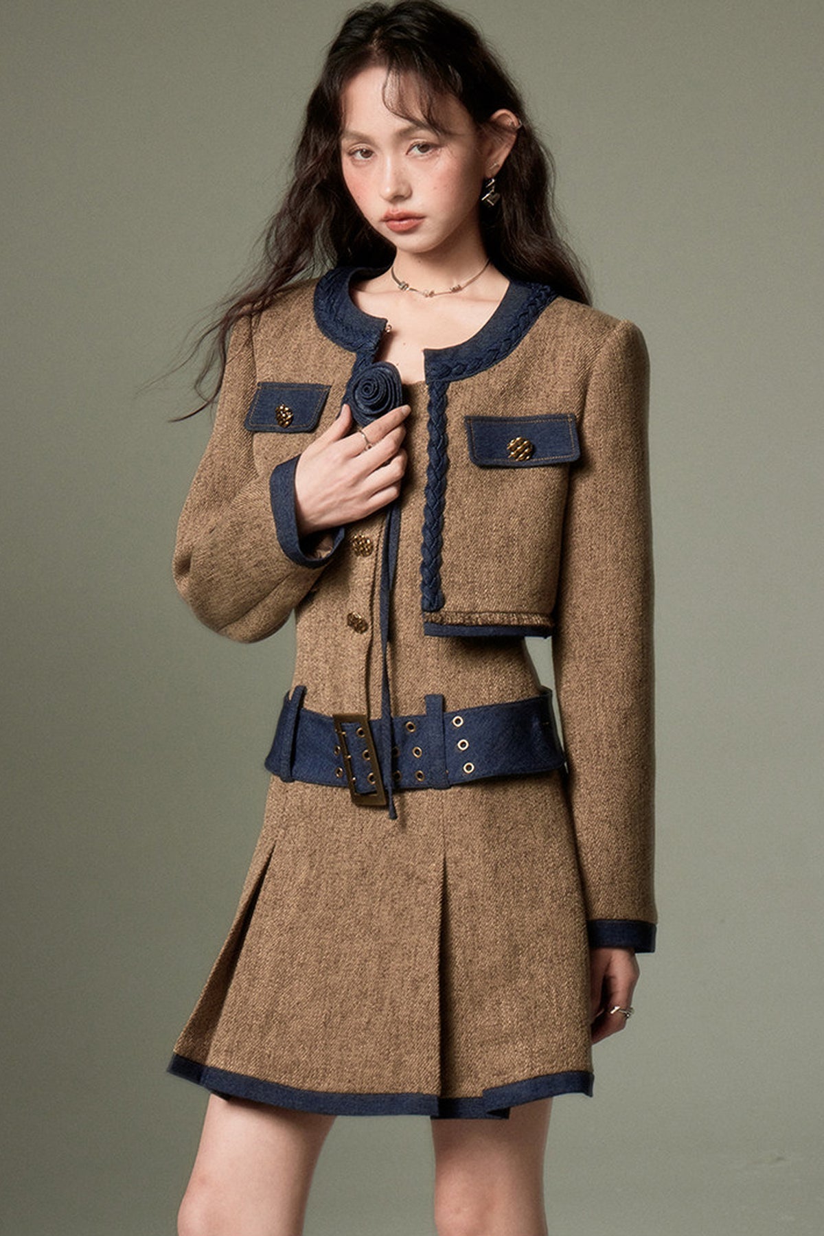 Elegant and Slimming 3D Rose Jacket Set-Up